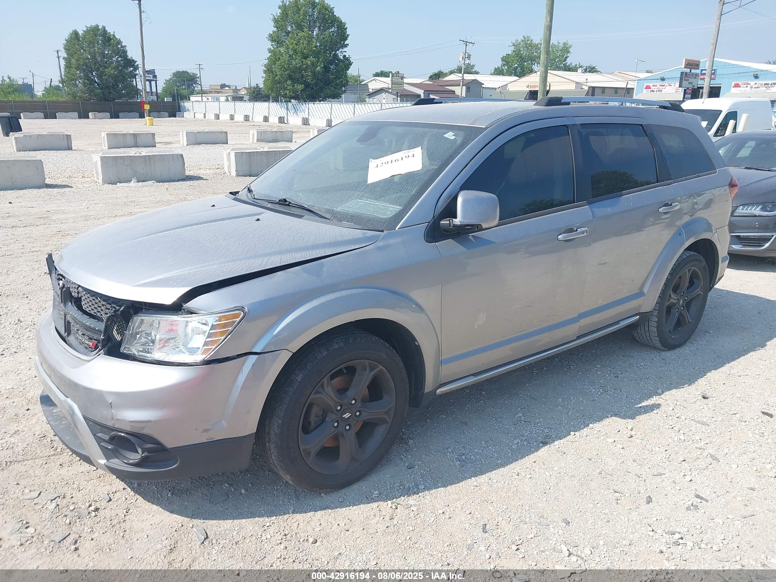 DODGE JOURNEY image 2