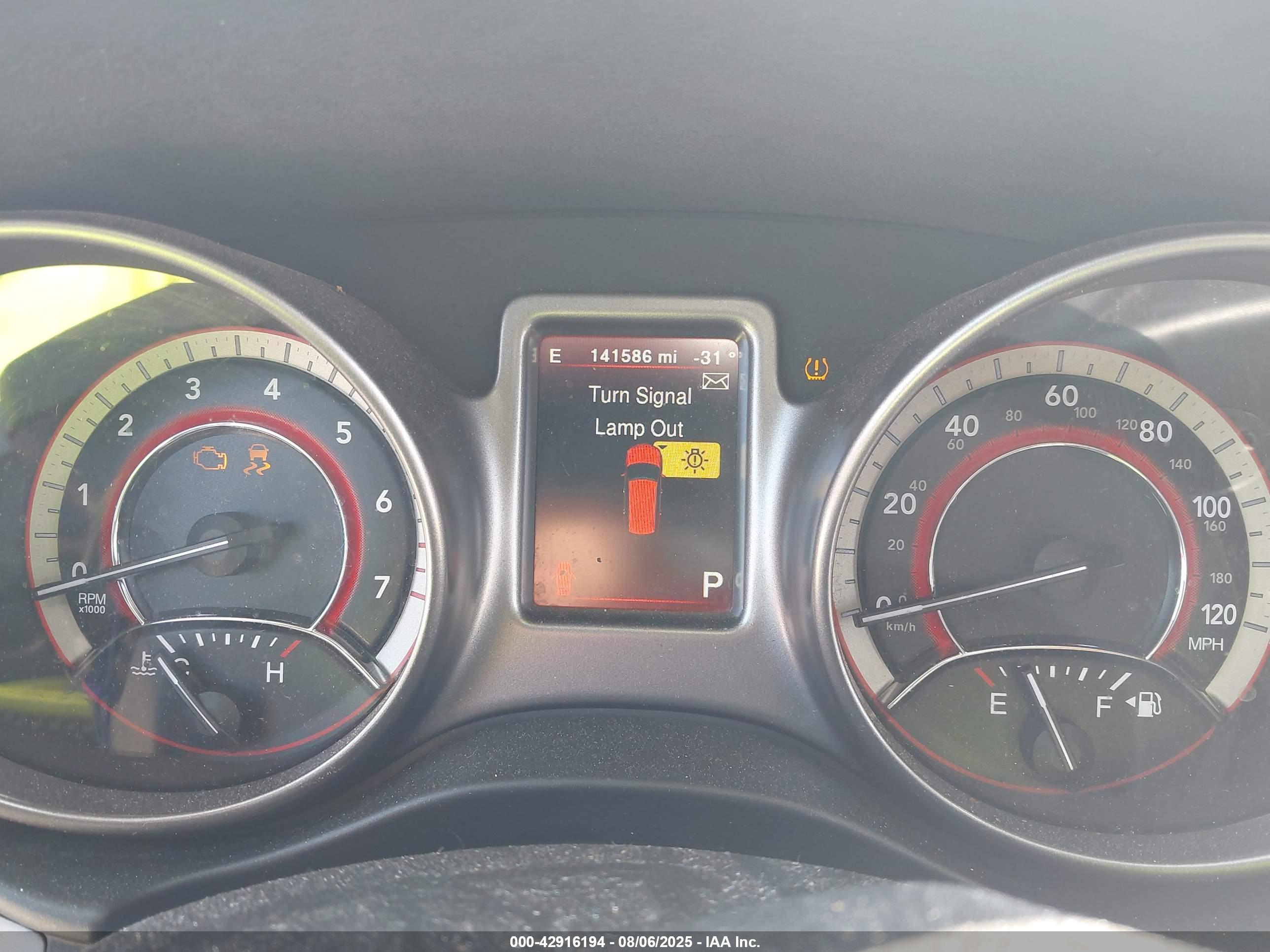 DODGE JOURNEY image 7