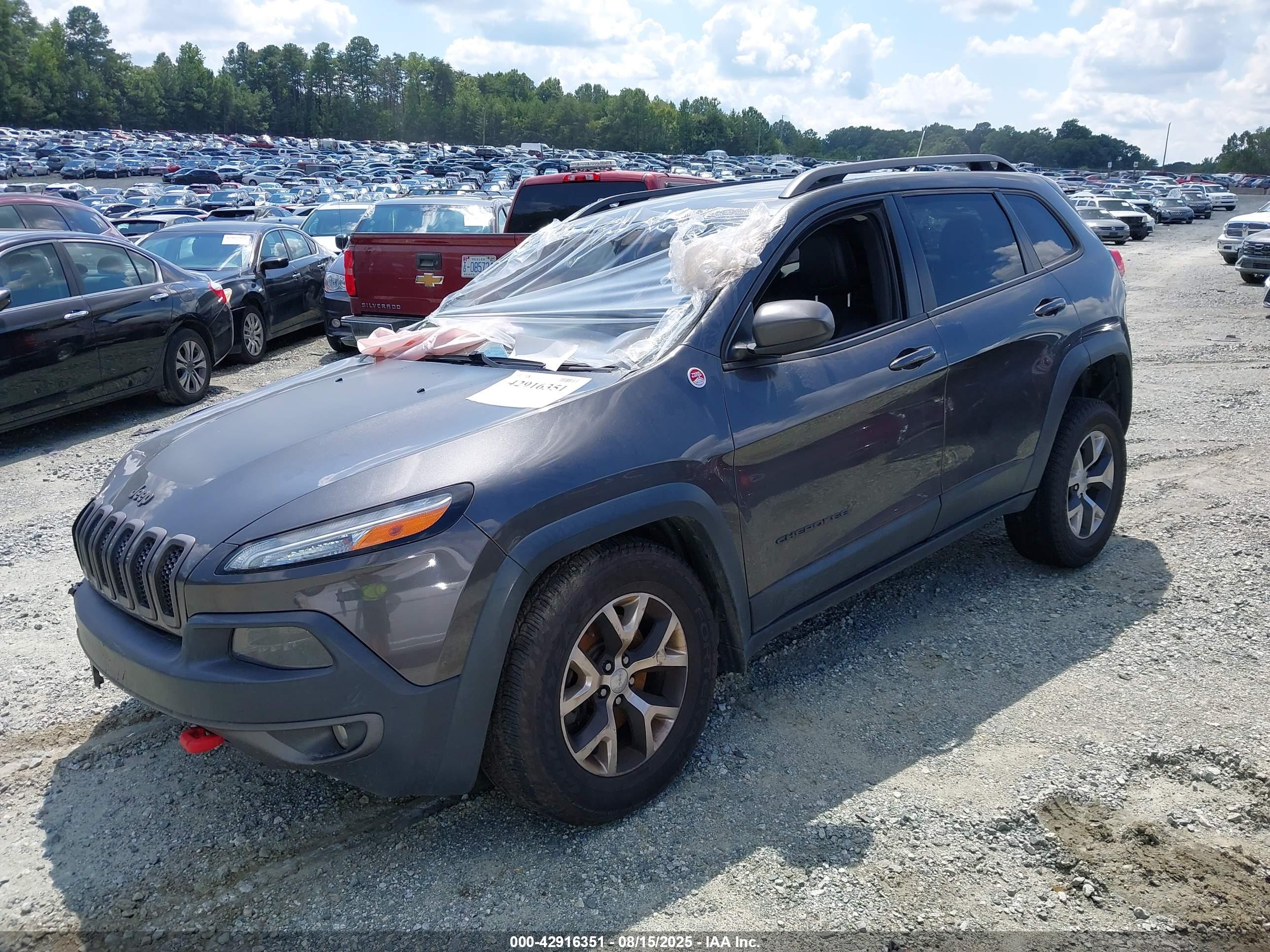JEEP CHEROKEE image 2