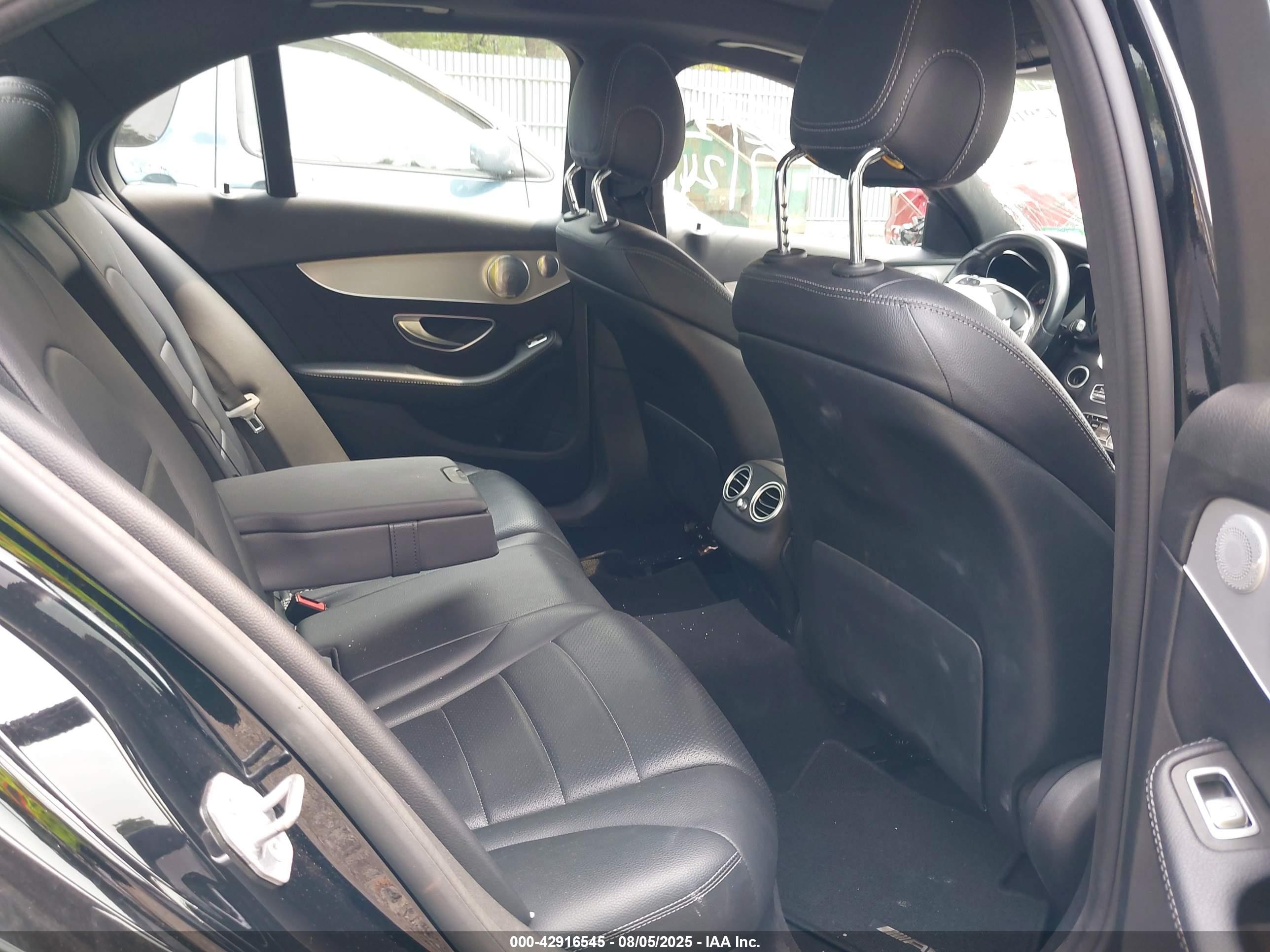 MERCEDES-BENZ C image 8