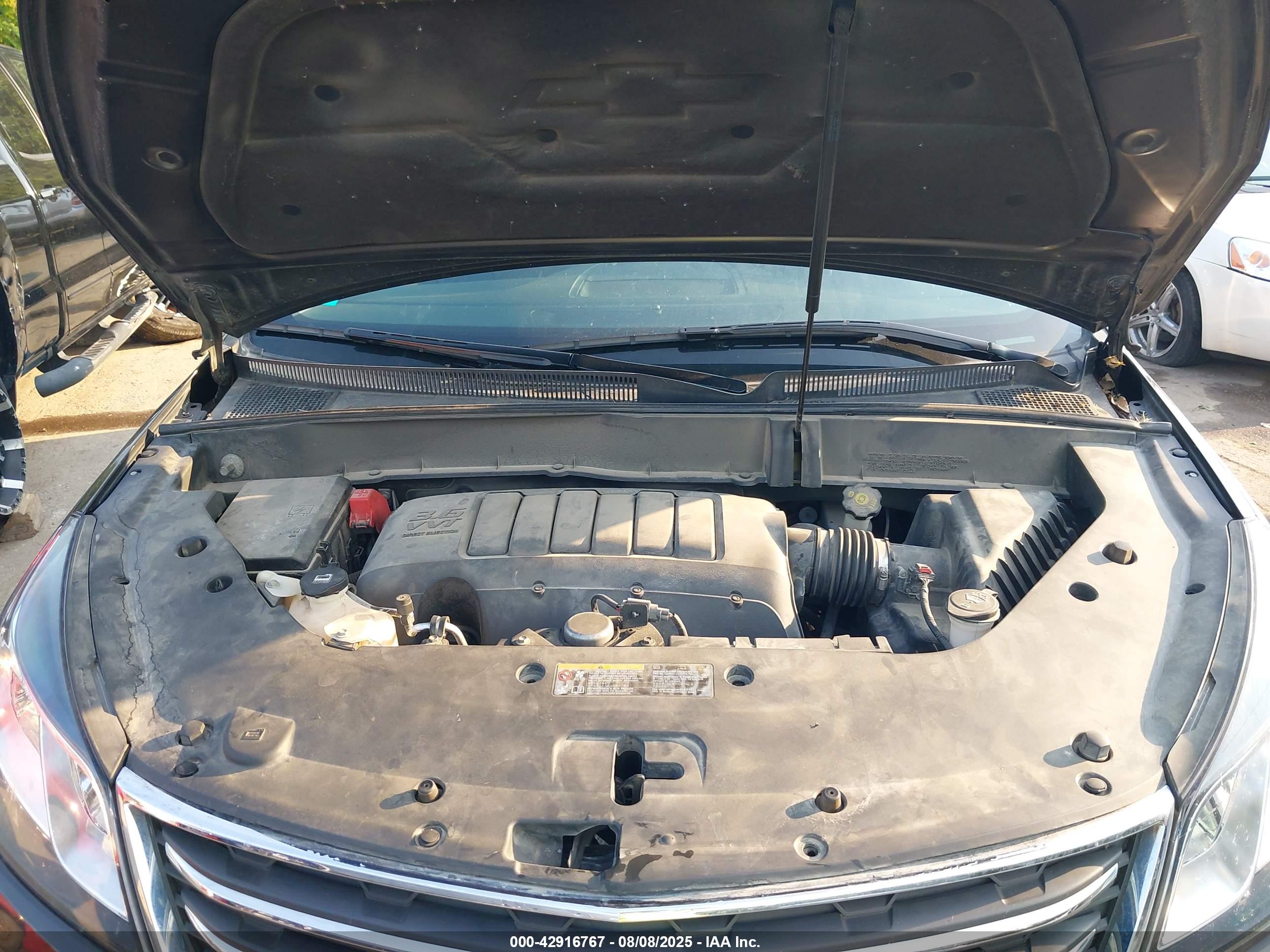 CHEVROLET TRAVERSE image 10