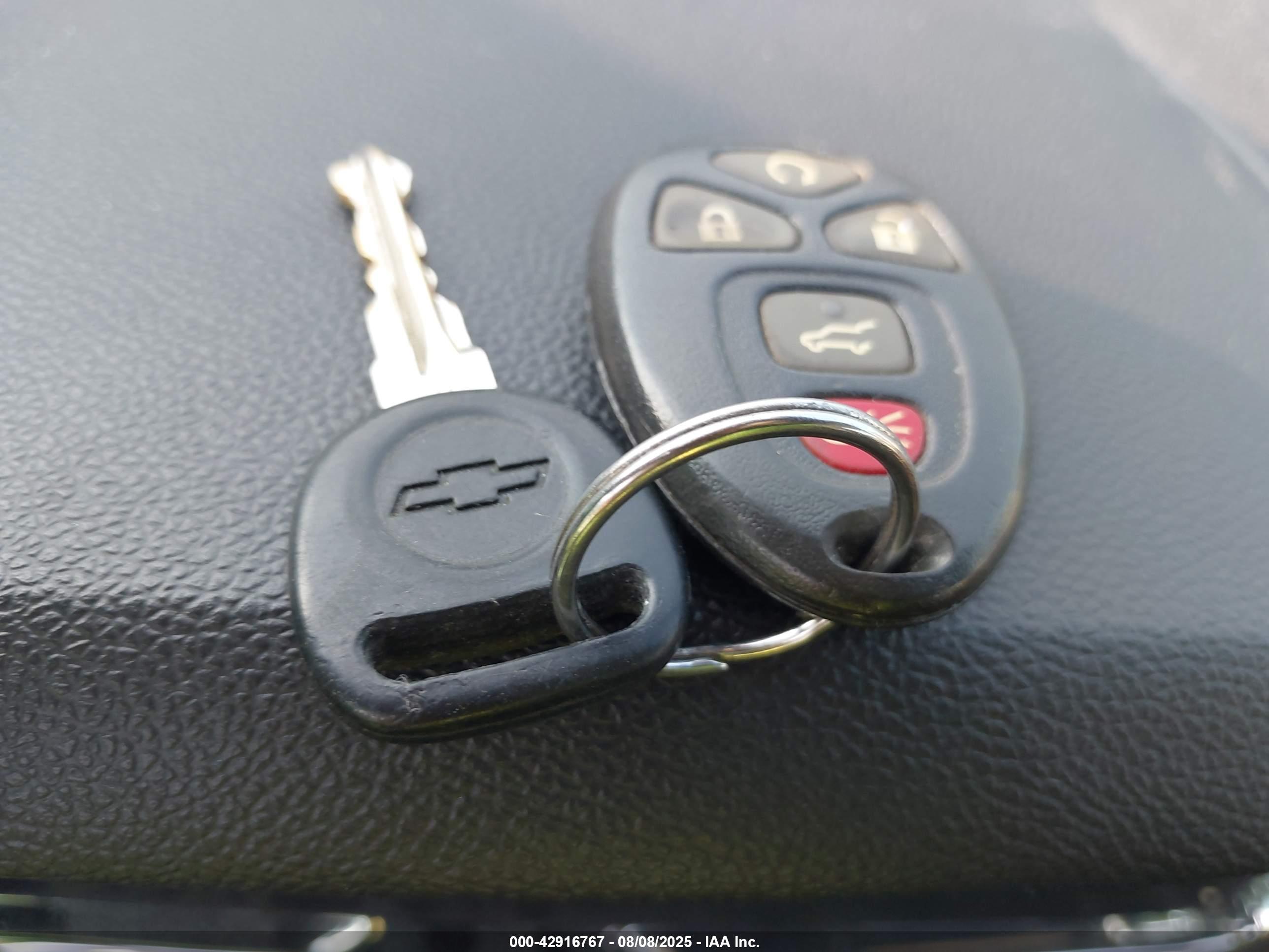 CHEVROLET TRAVERSE image 11