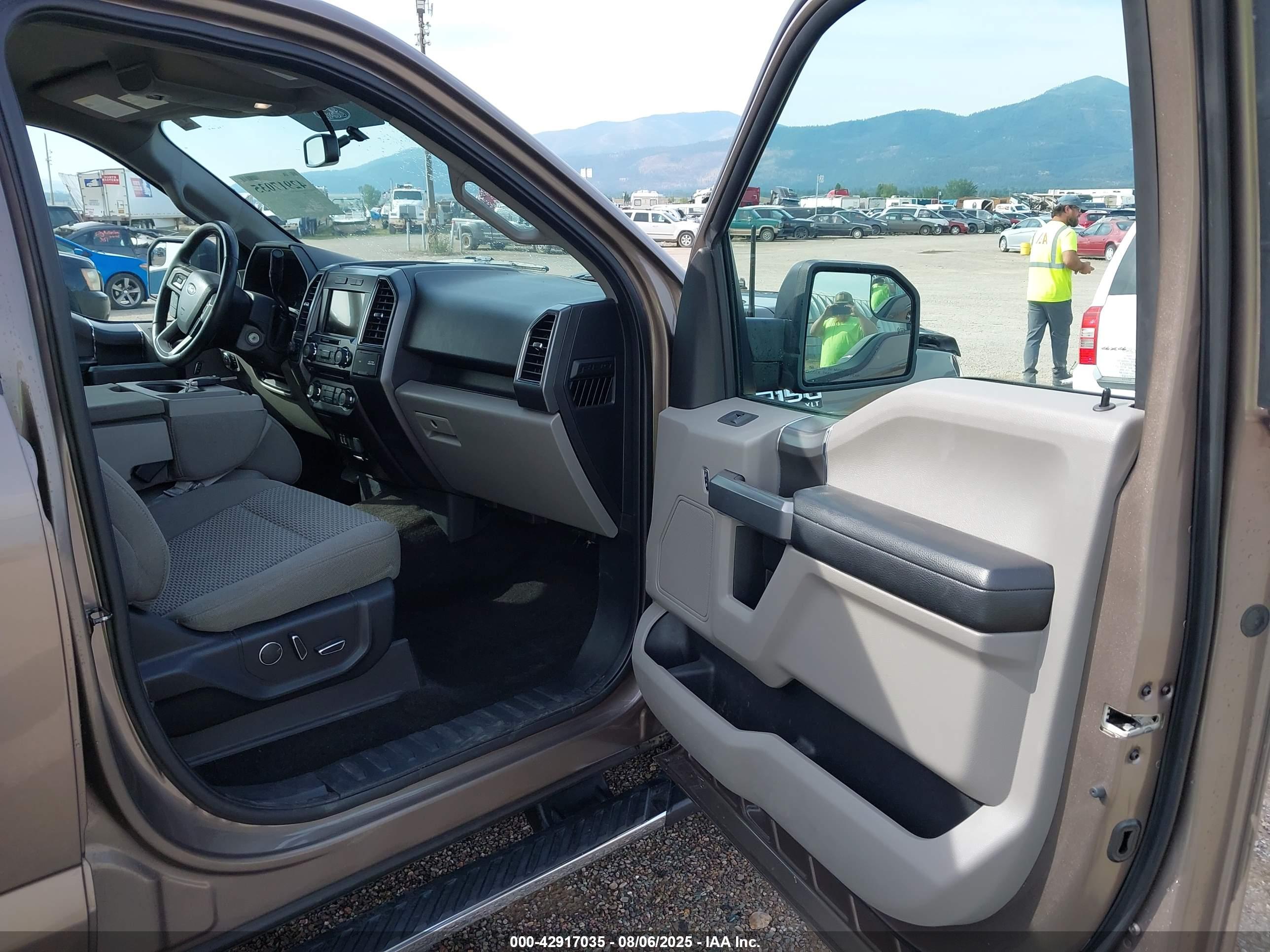 FORD F-150 image 5