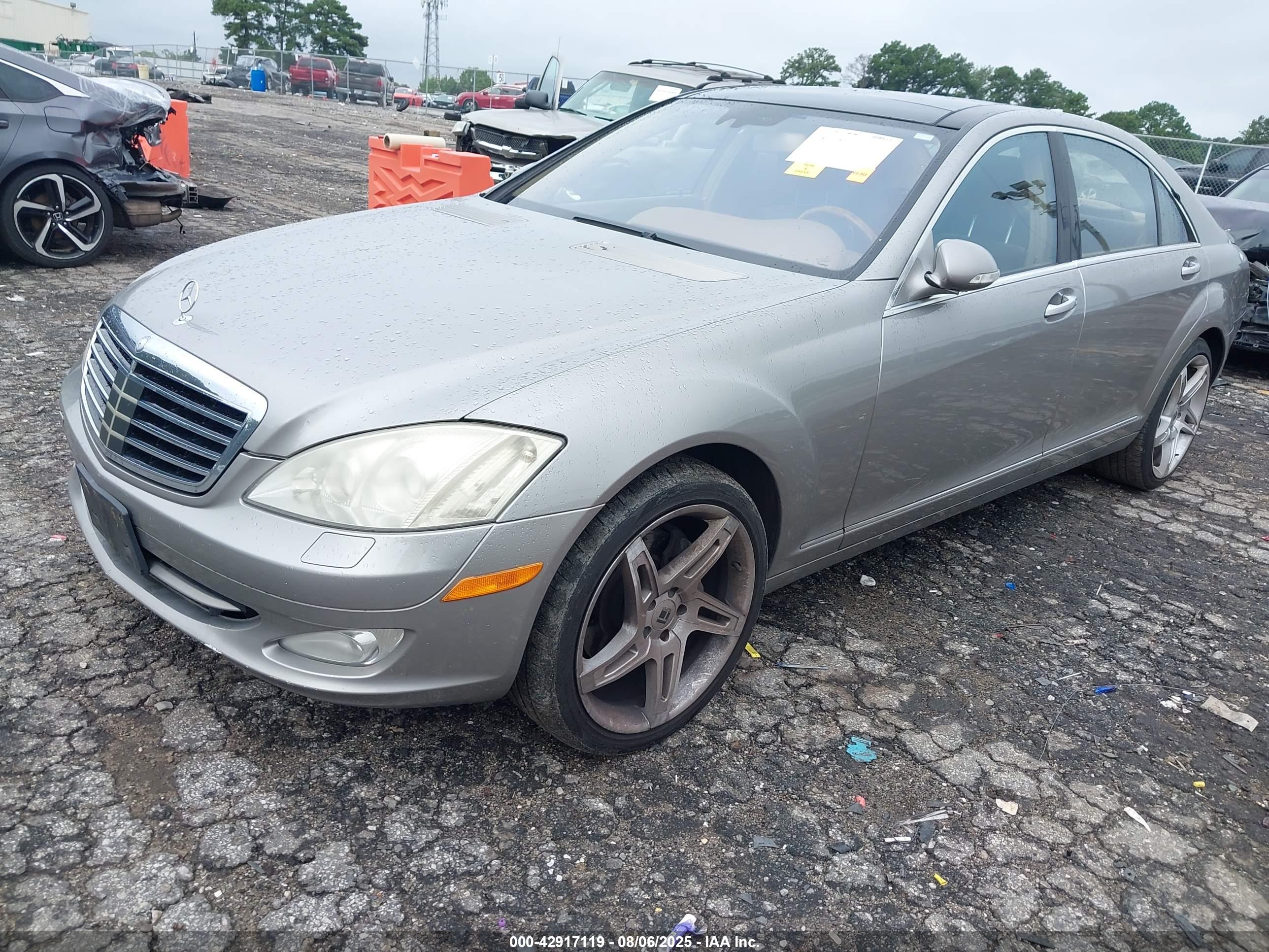 MERCEDES-BENZ S image 2