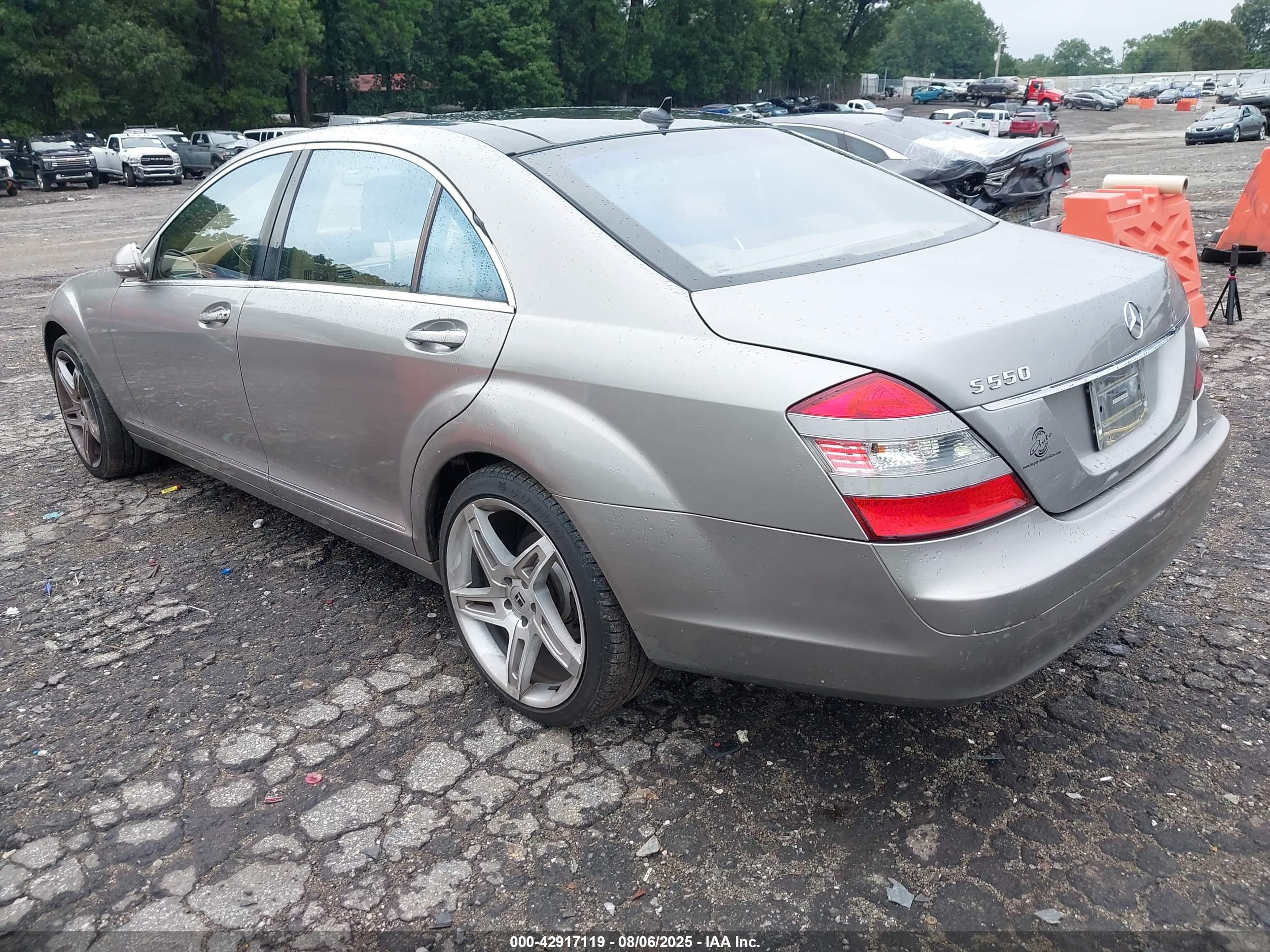 MERCEDES-BENZ S image 3