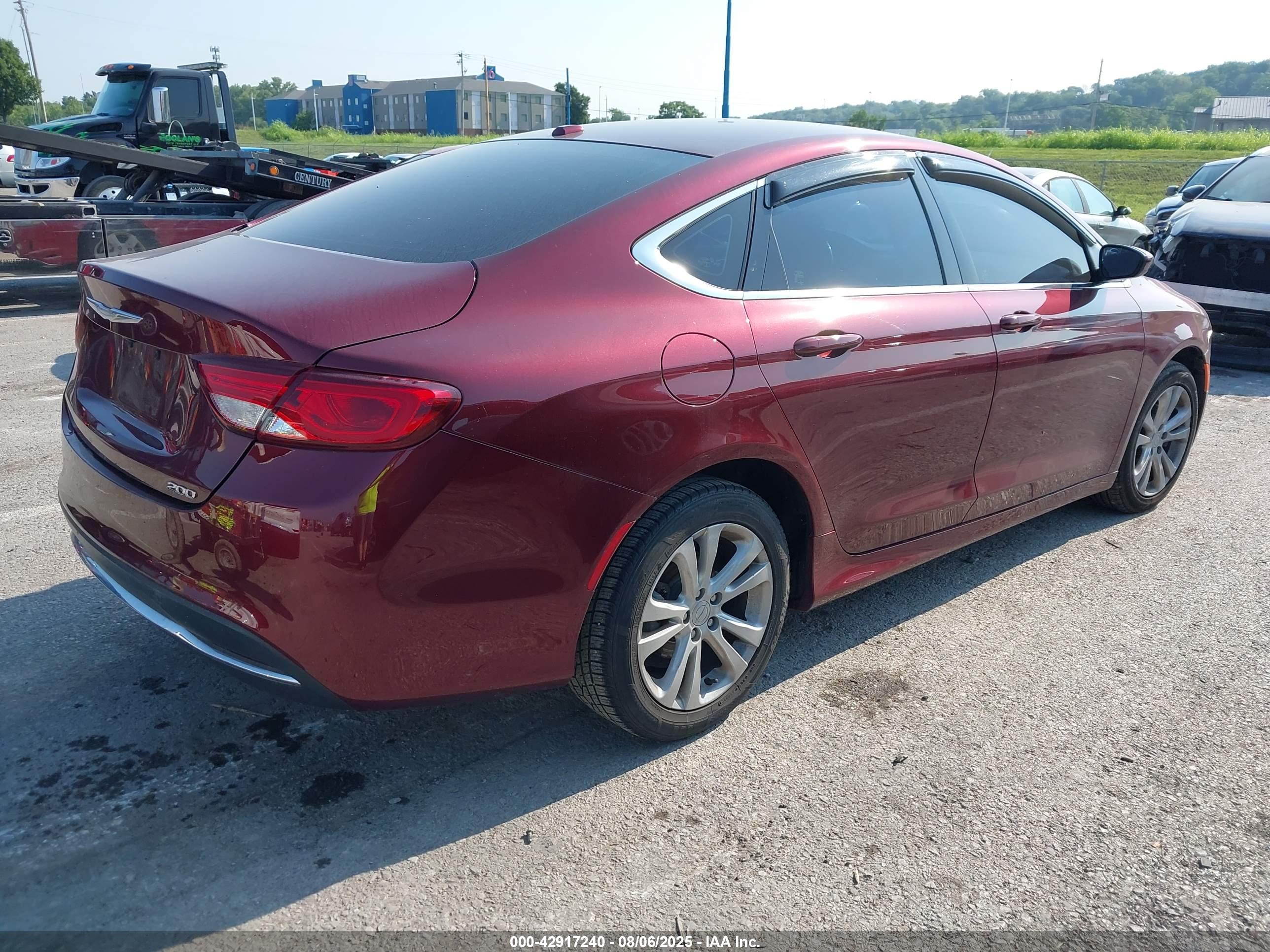 CHRYSLER 200 image 4