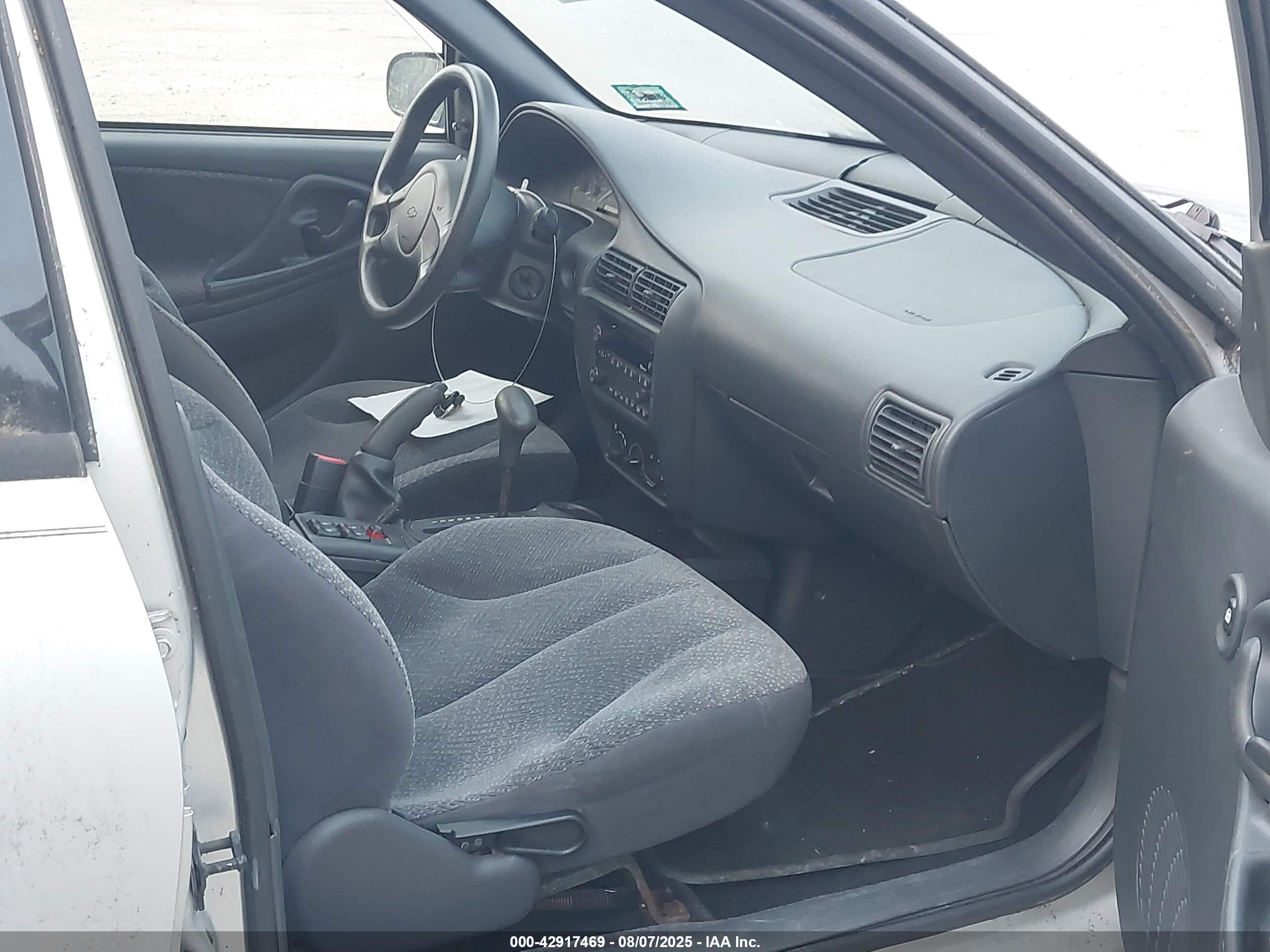 CHEVROLET CAVALIER image 5
