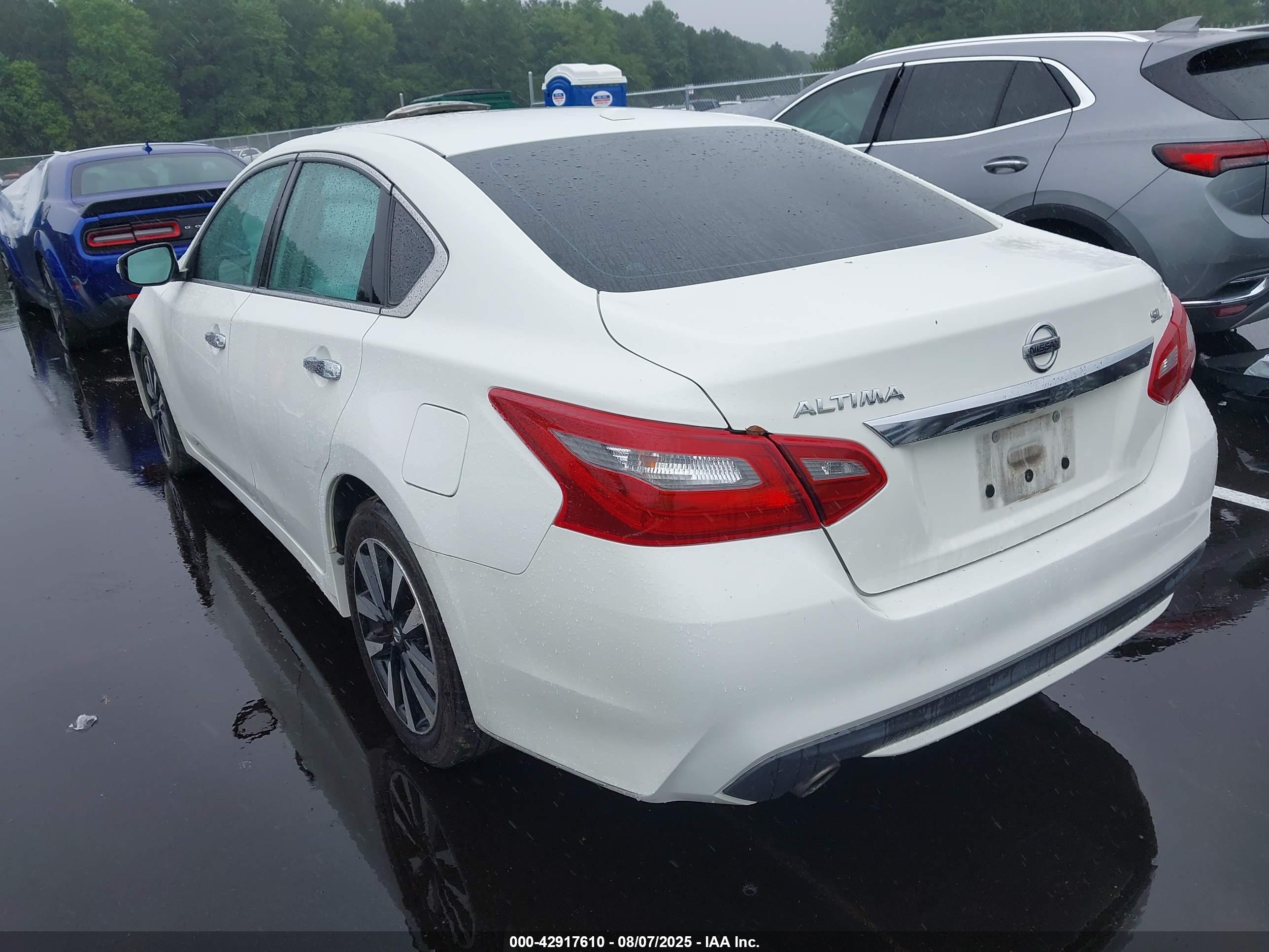 NISSAN ALTIMA image 3