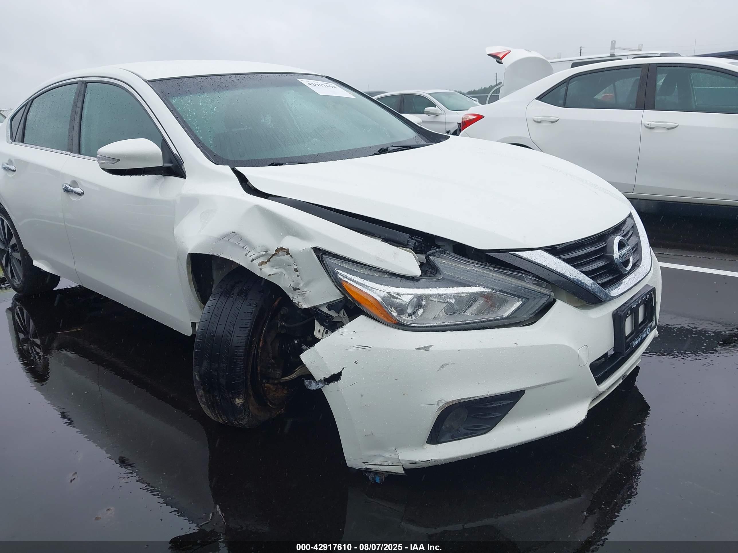NISSAN ALTIMA image 6