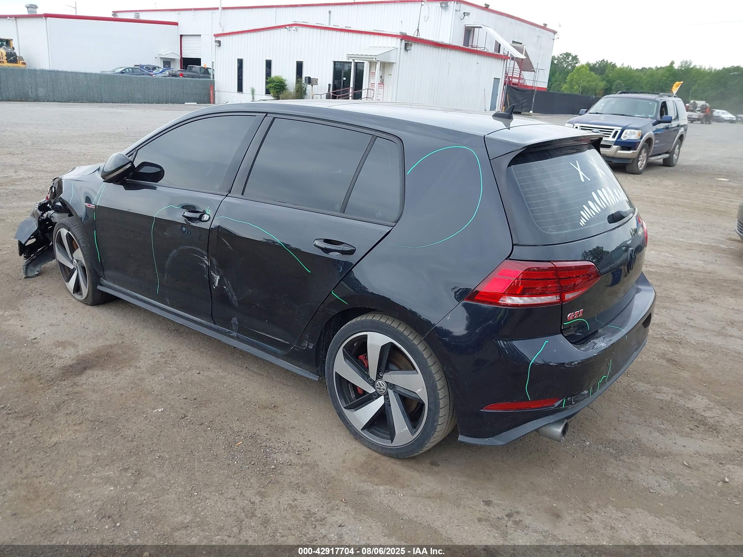 VOLKSWAGEN GOLF image 3