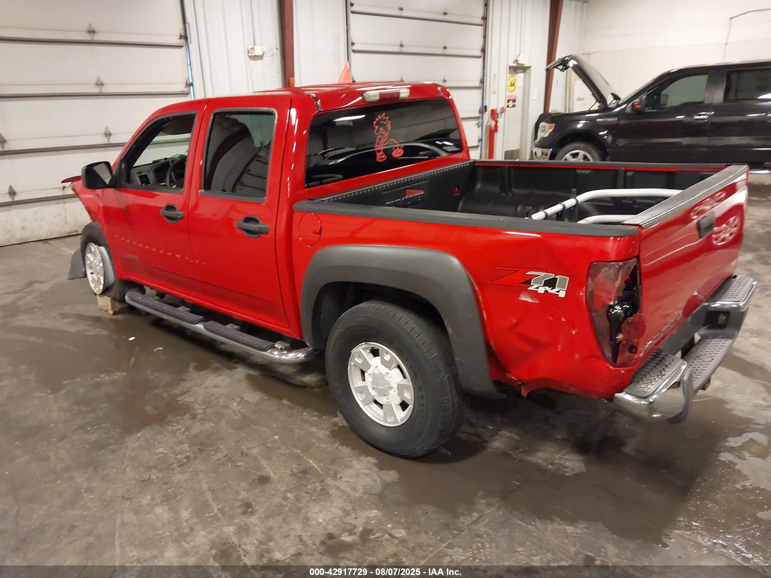CHEVROLET COLORADO image 3