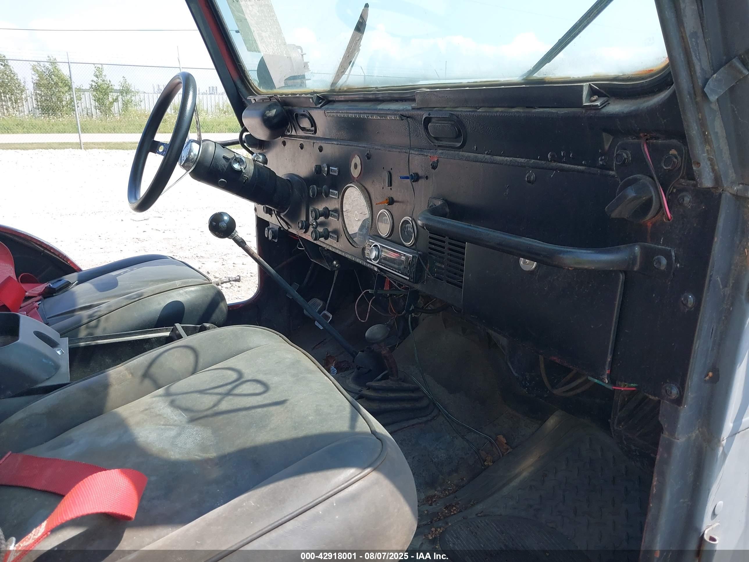 JEEP CJ-7 image 5