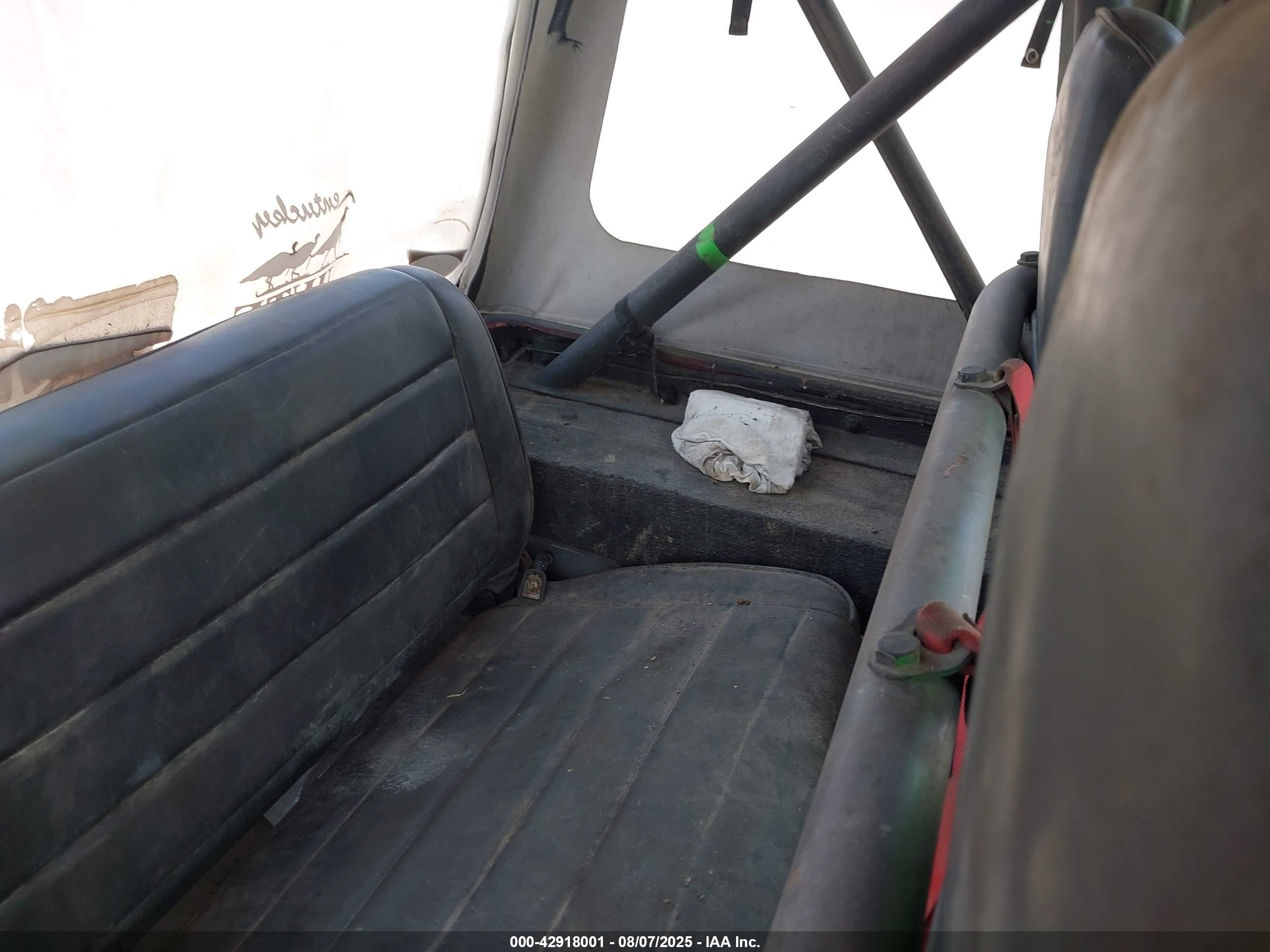 JEEP CJ-7 image 8