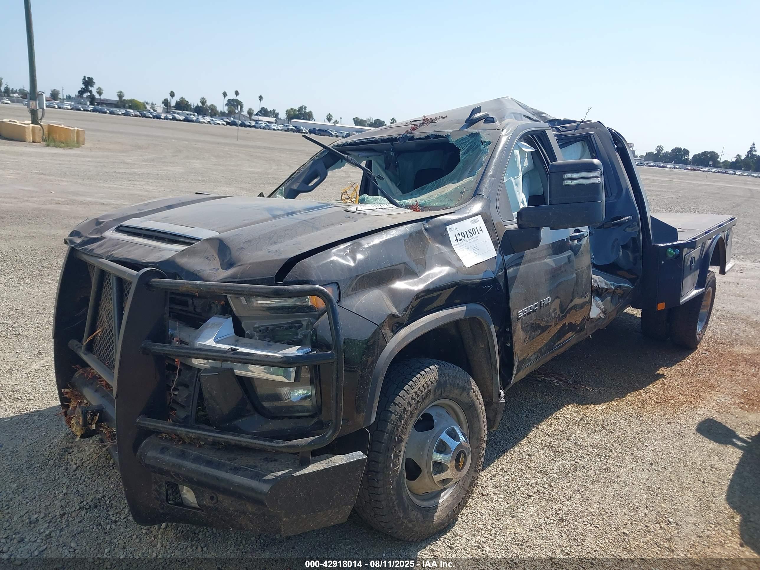 CHEVROLET SILVERADO image 2
