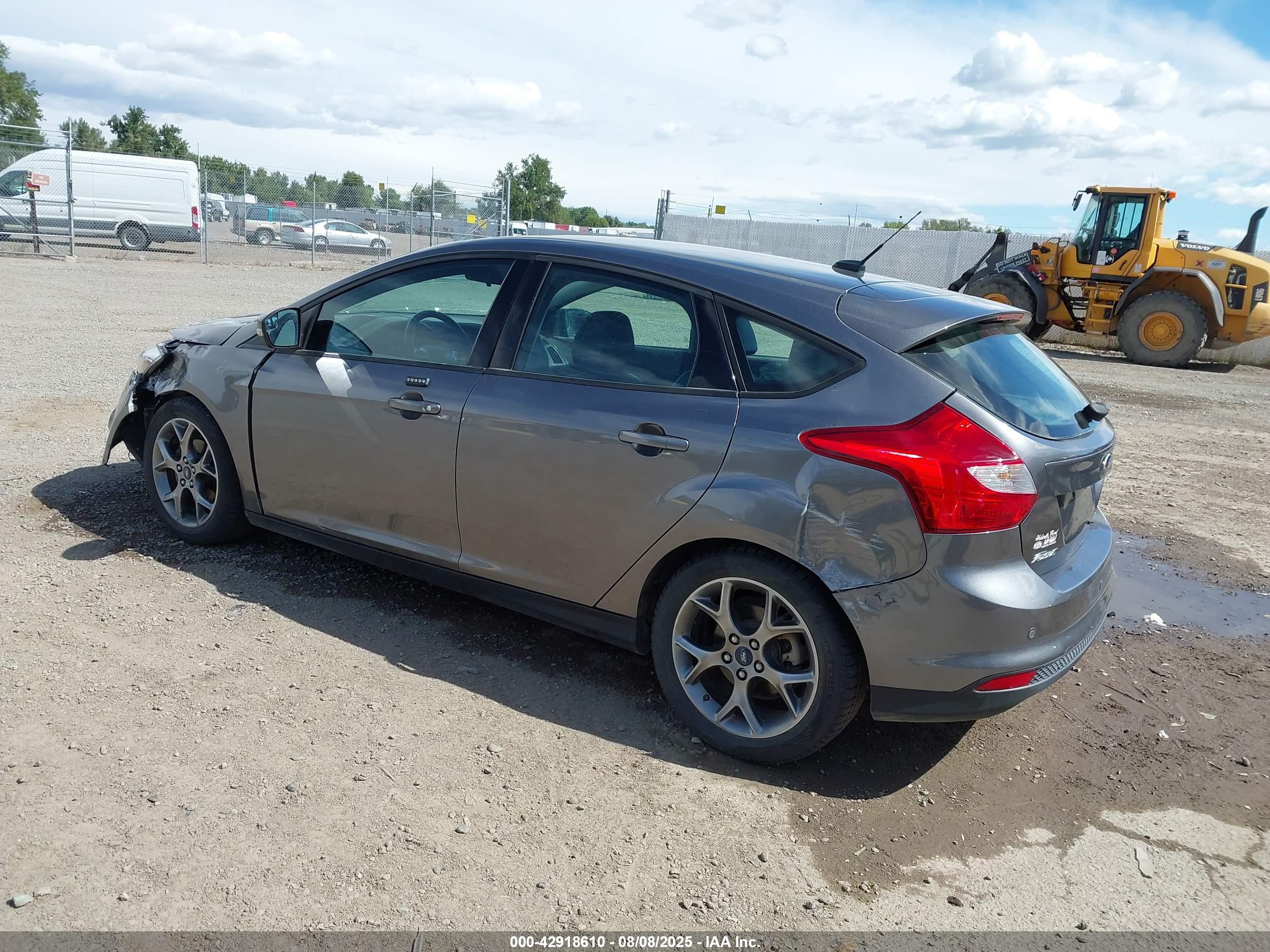 FORD FOCUS image 3