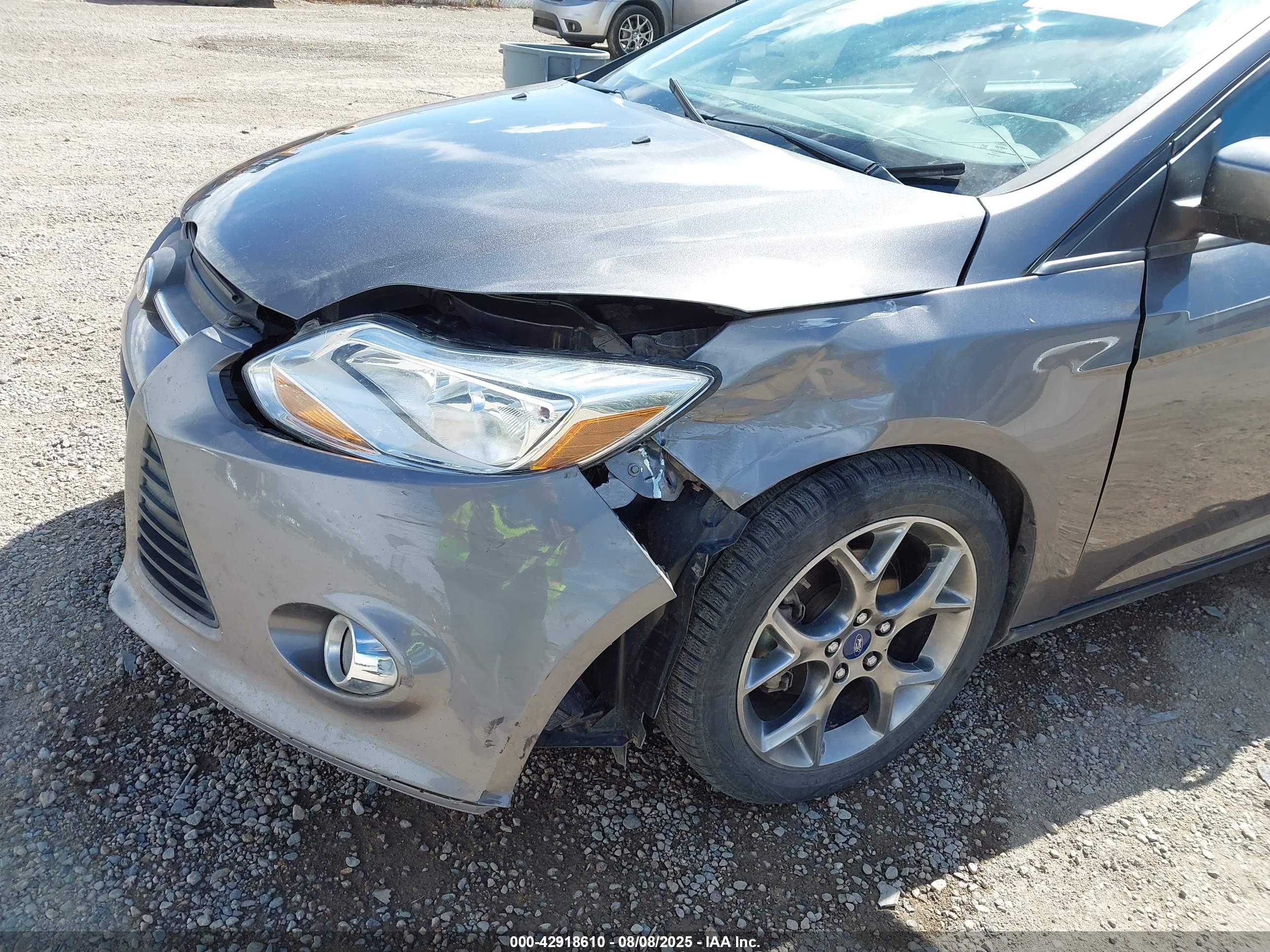 FORD FOCUS image 6
