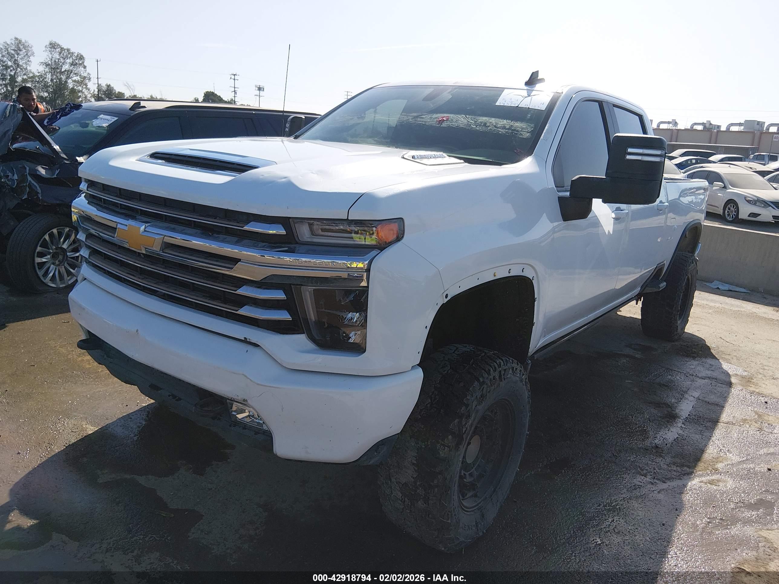 CHEVROLET SILVERADO image 2