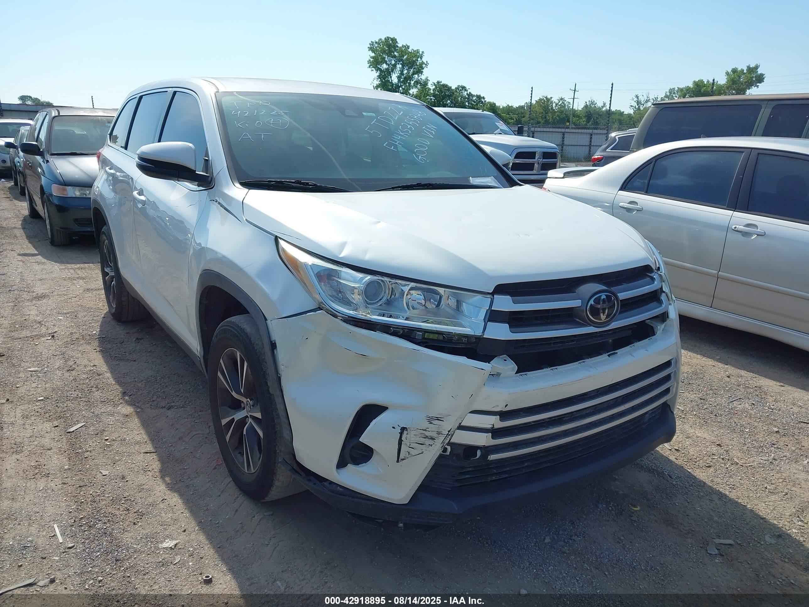 TOYOTA HIGHLANDER image 6
