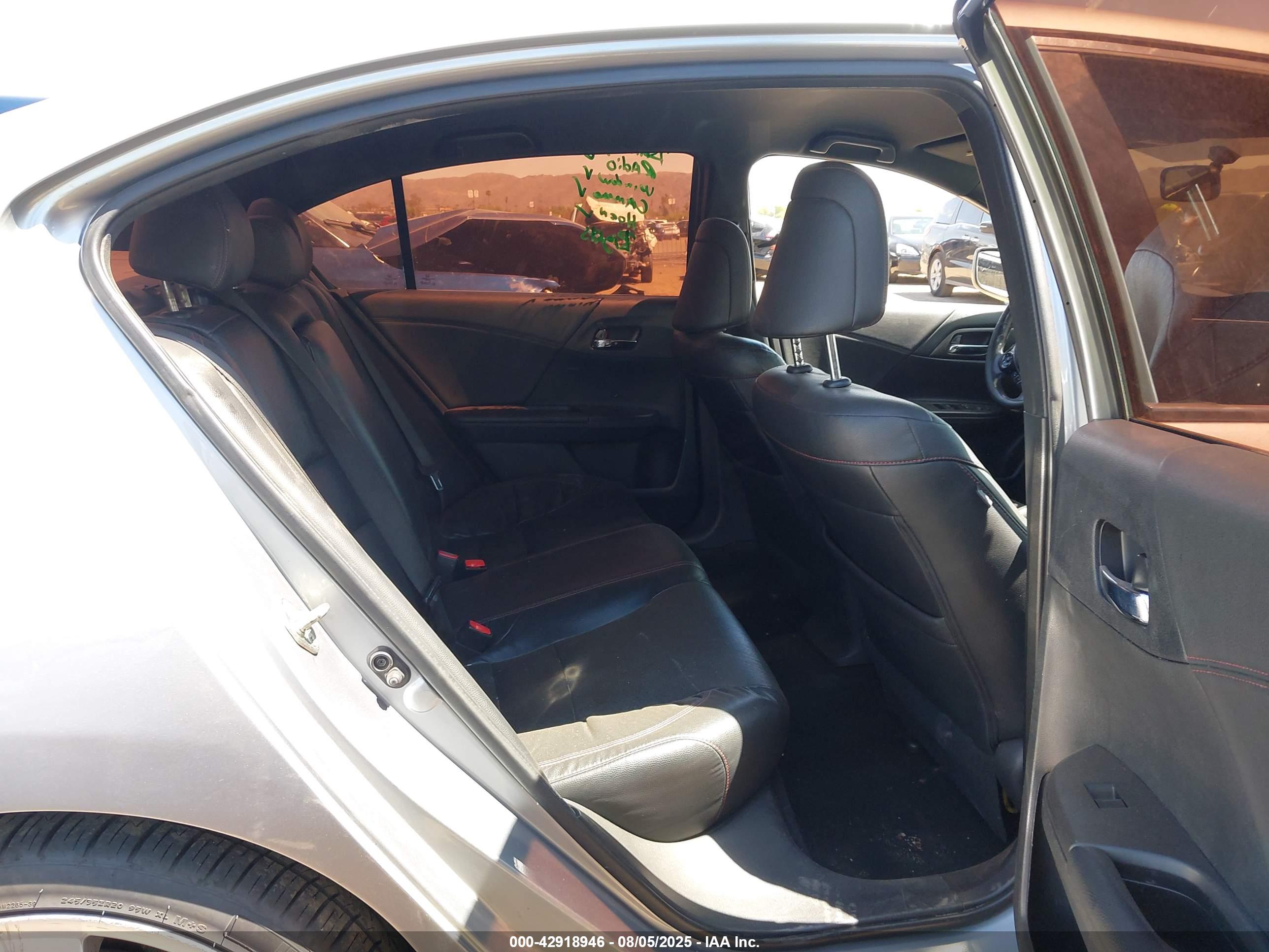 HONDA ACCORD image 8
