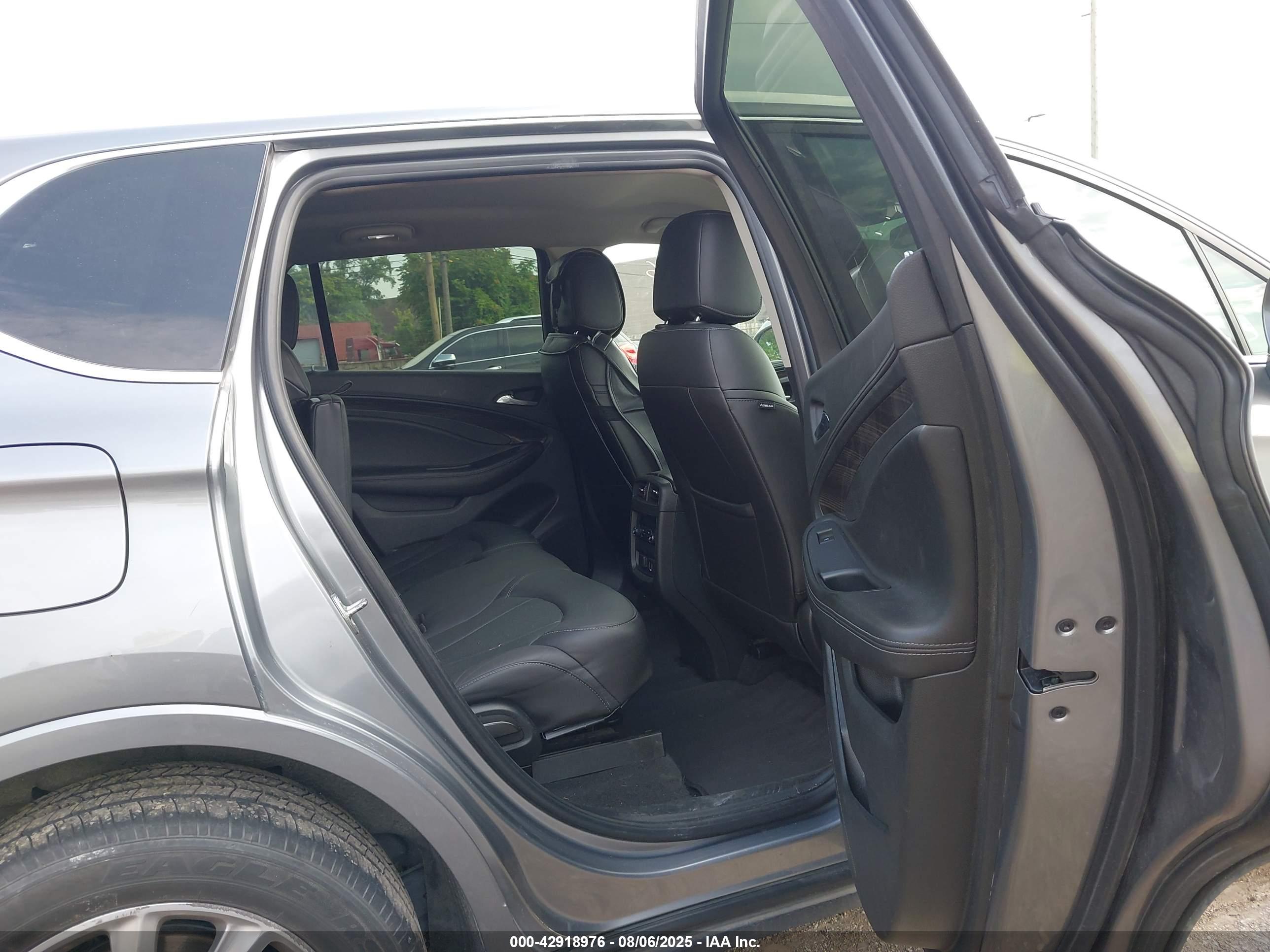 BUICK ENVISION image 8