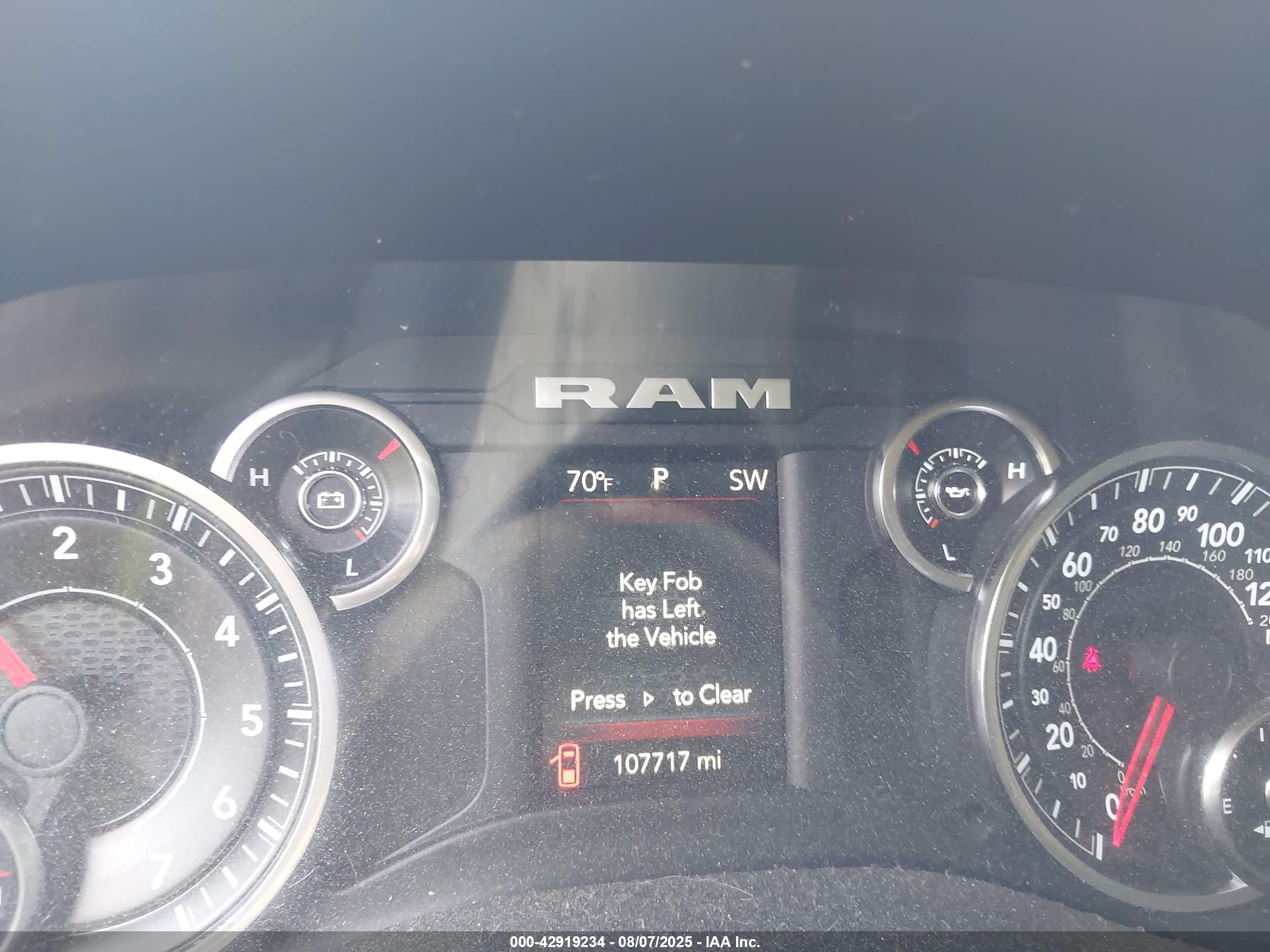 RAM 2500 image 7