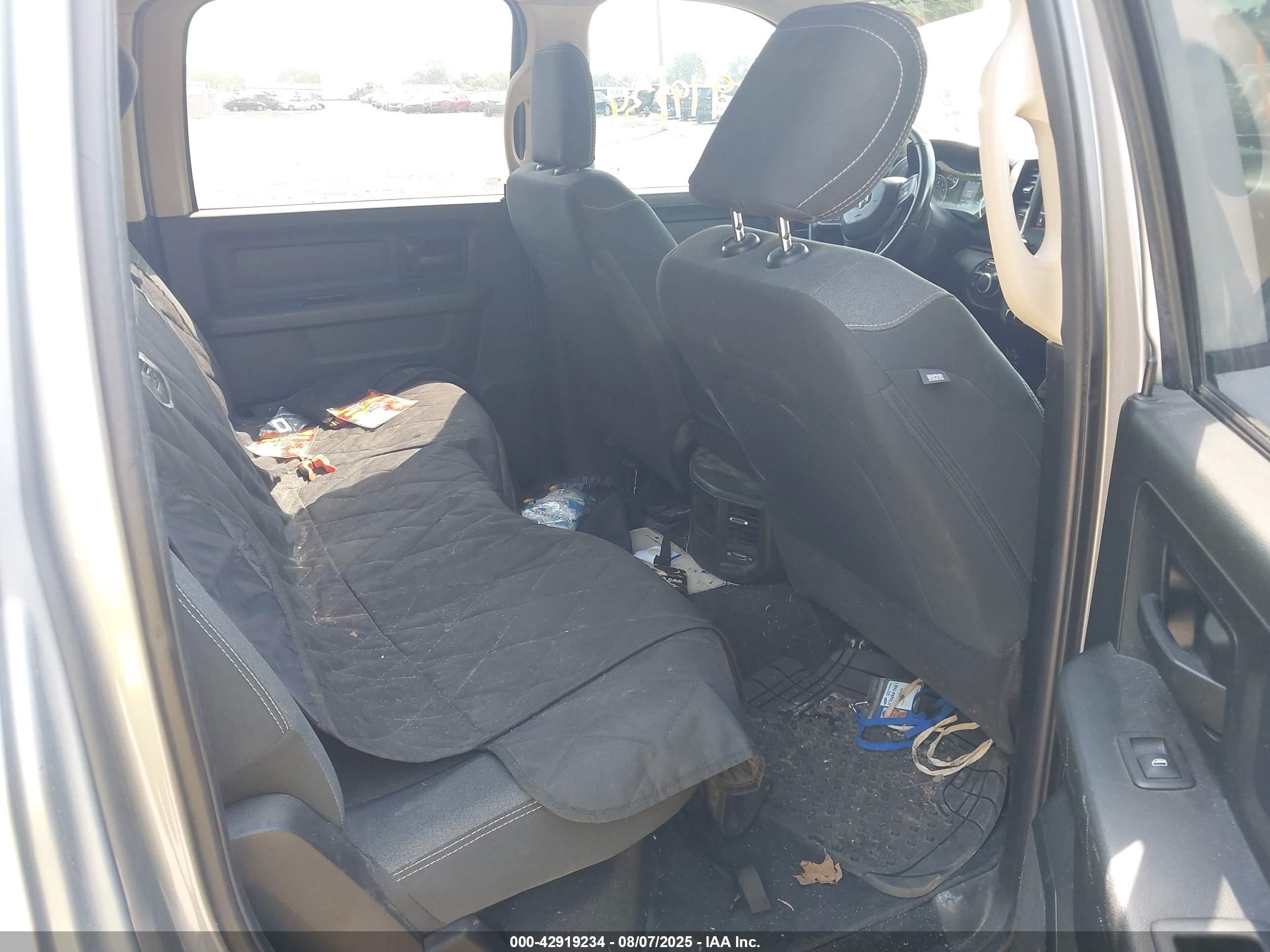 RAM 2500 image 8