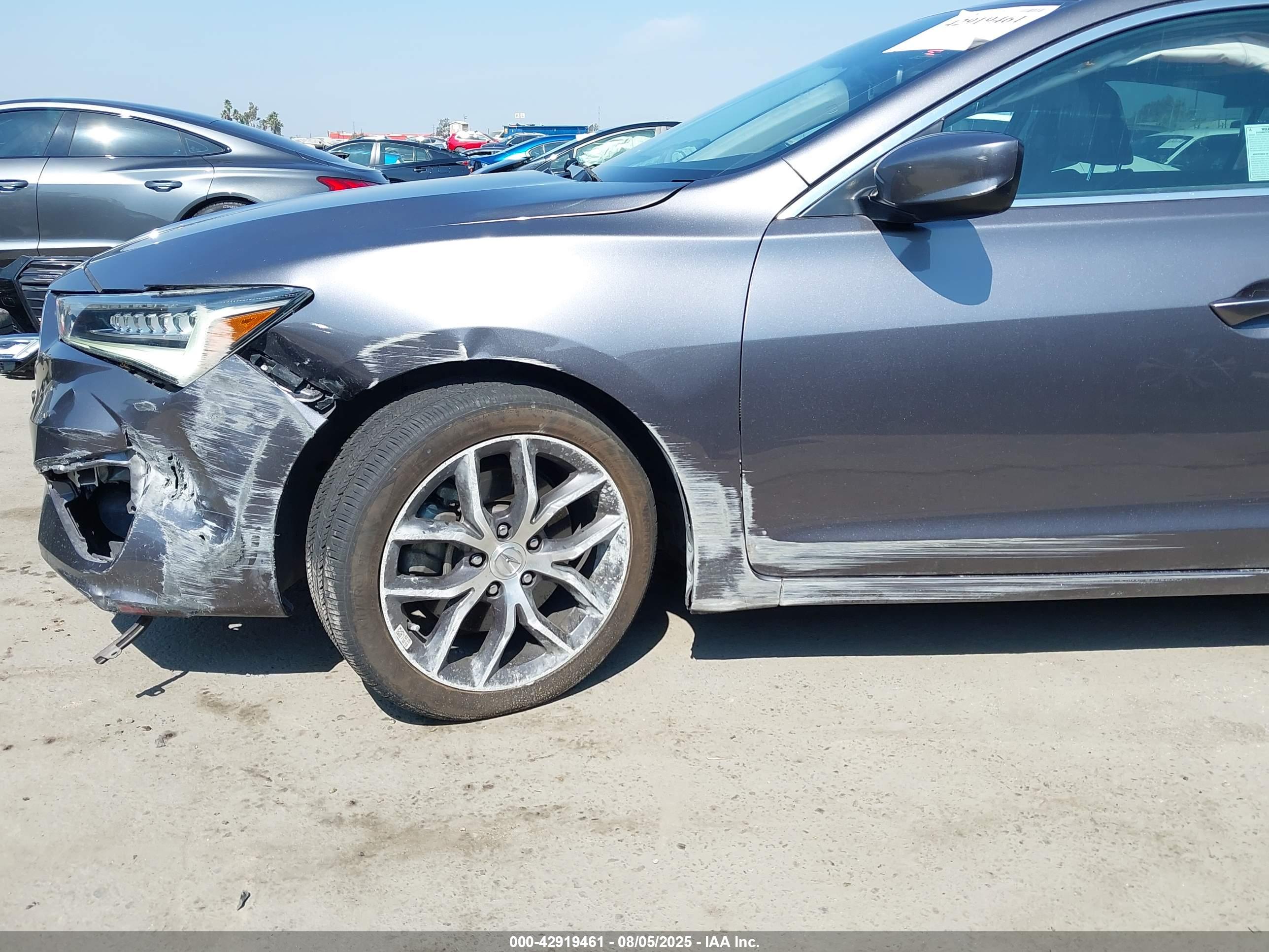 ACURA ILX image 6