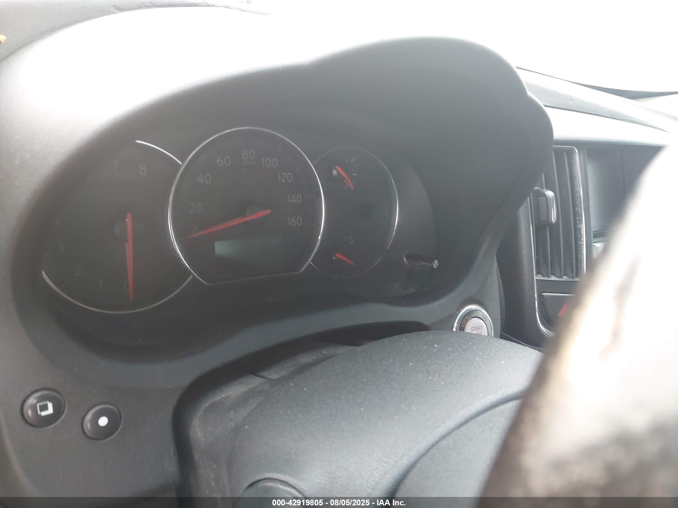 NISSAN MAXIMA image 7