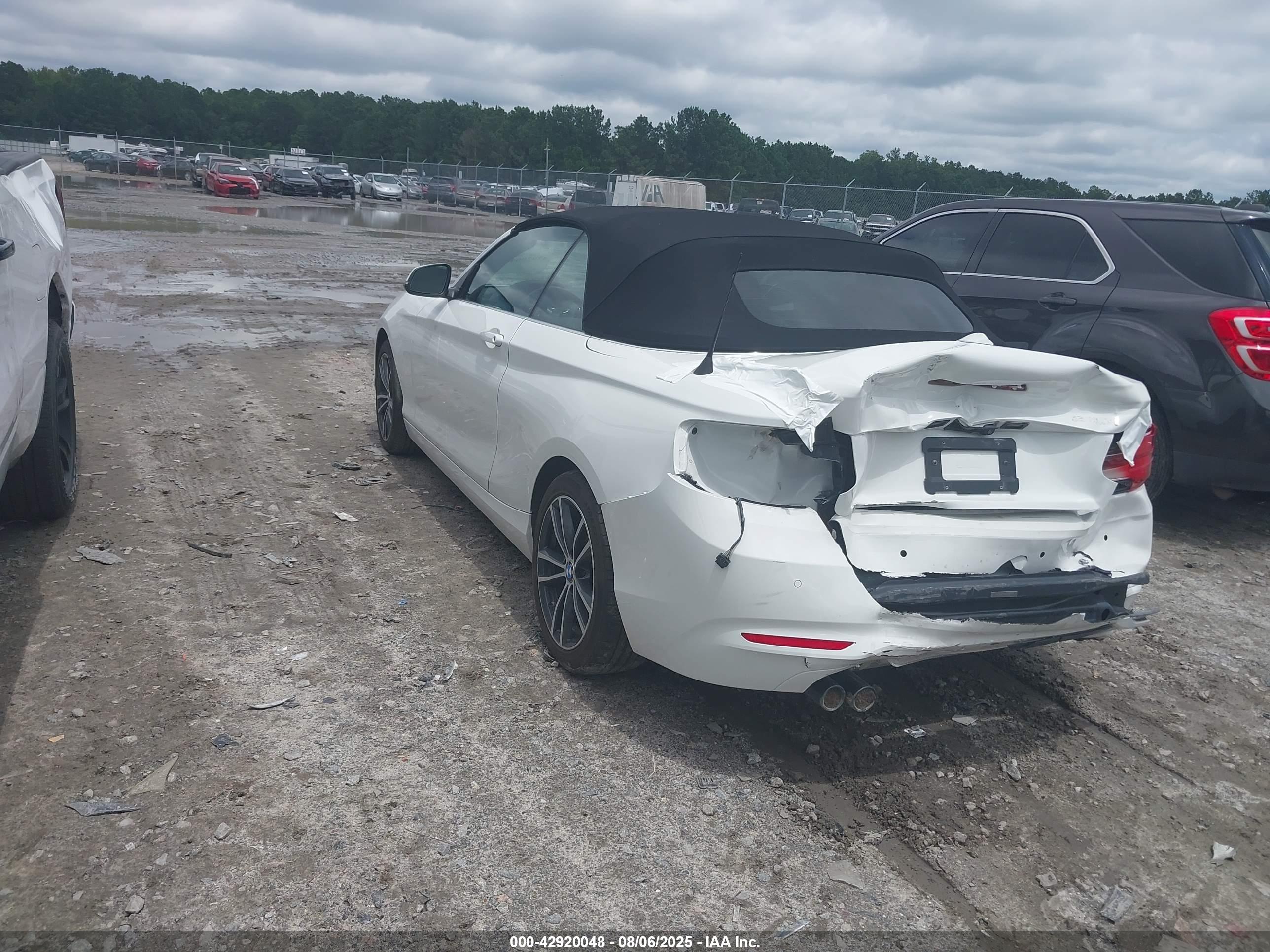 BMW 230I image 3