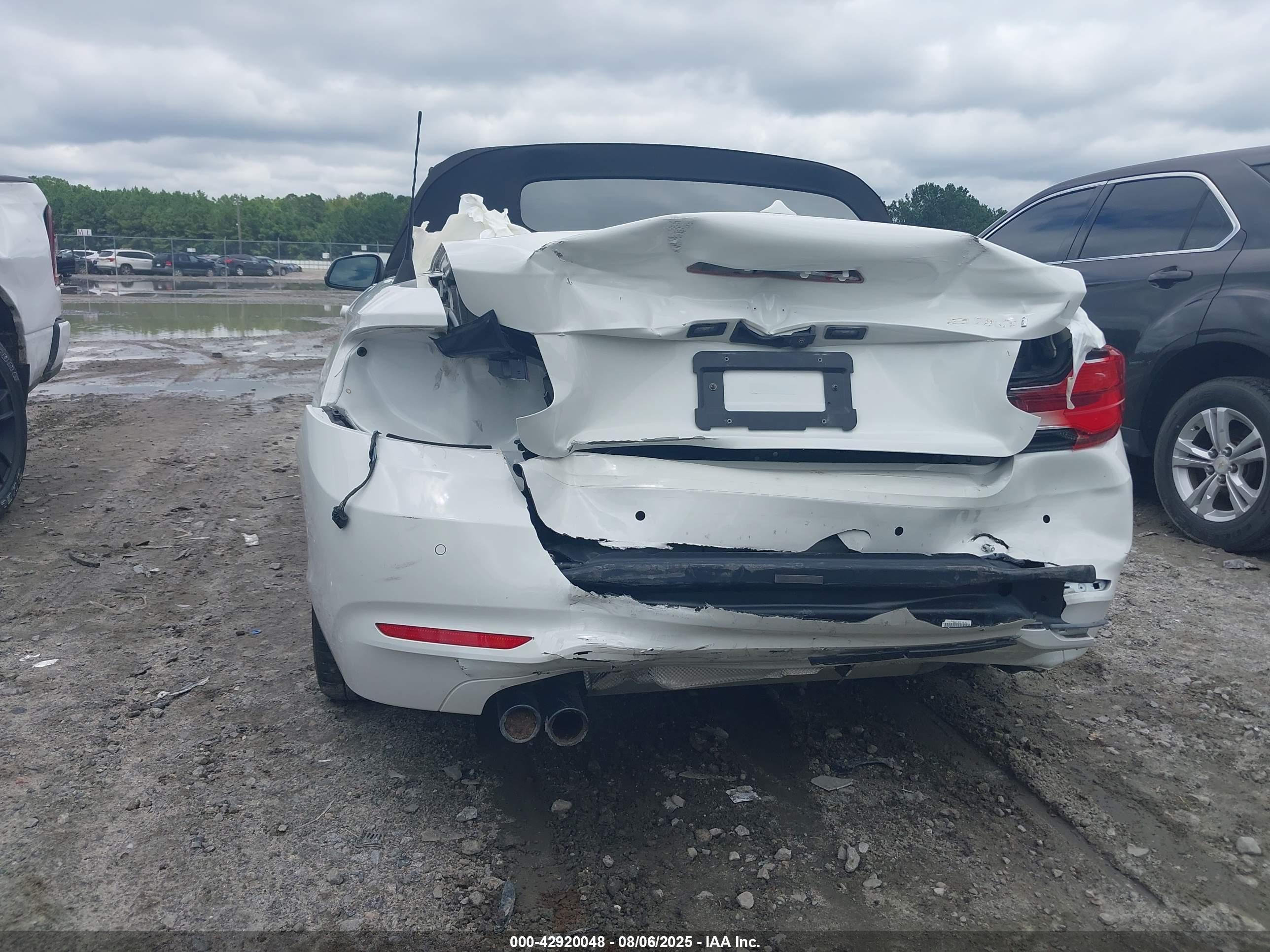 BMW 230I image 6