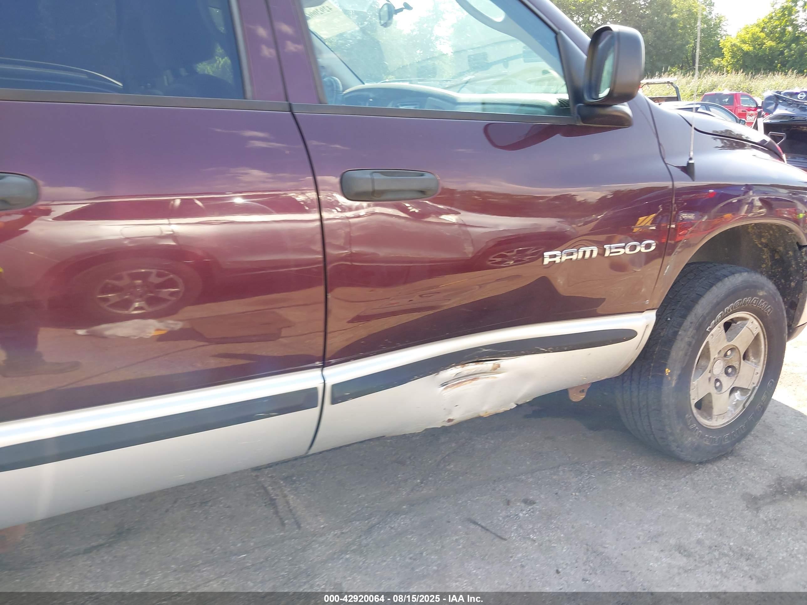 DODGE RAM image 6