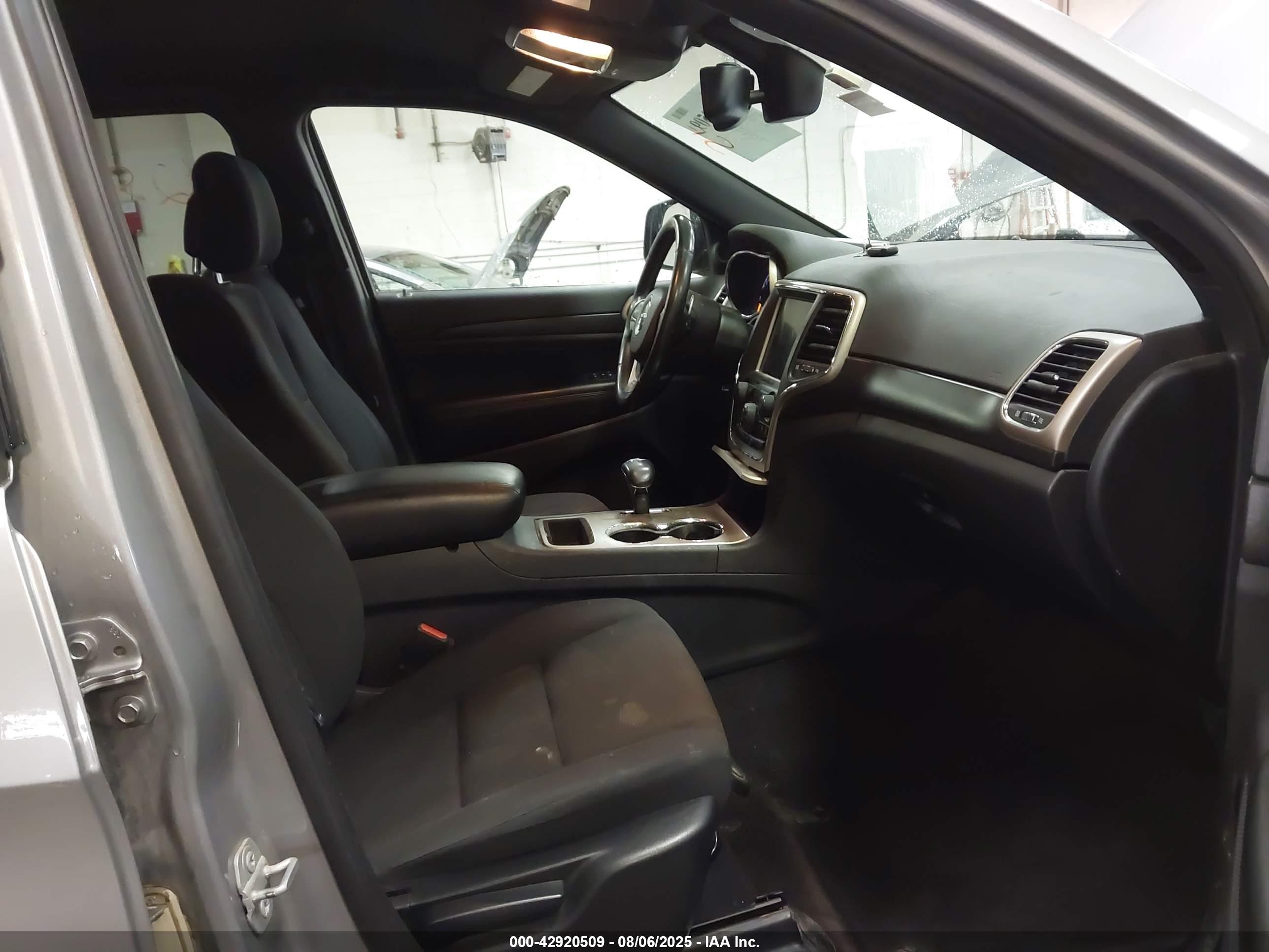JEEP GRAND image 5
