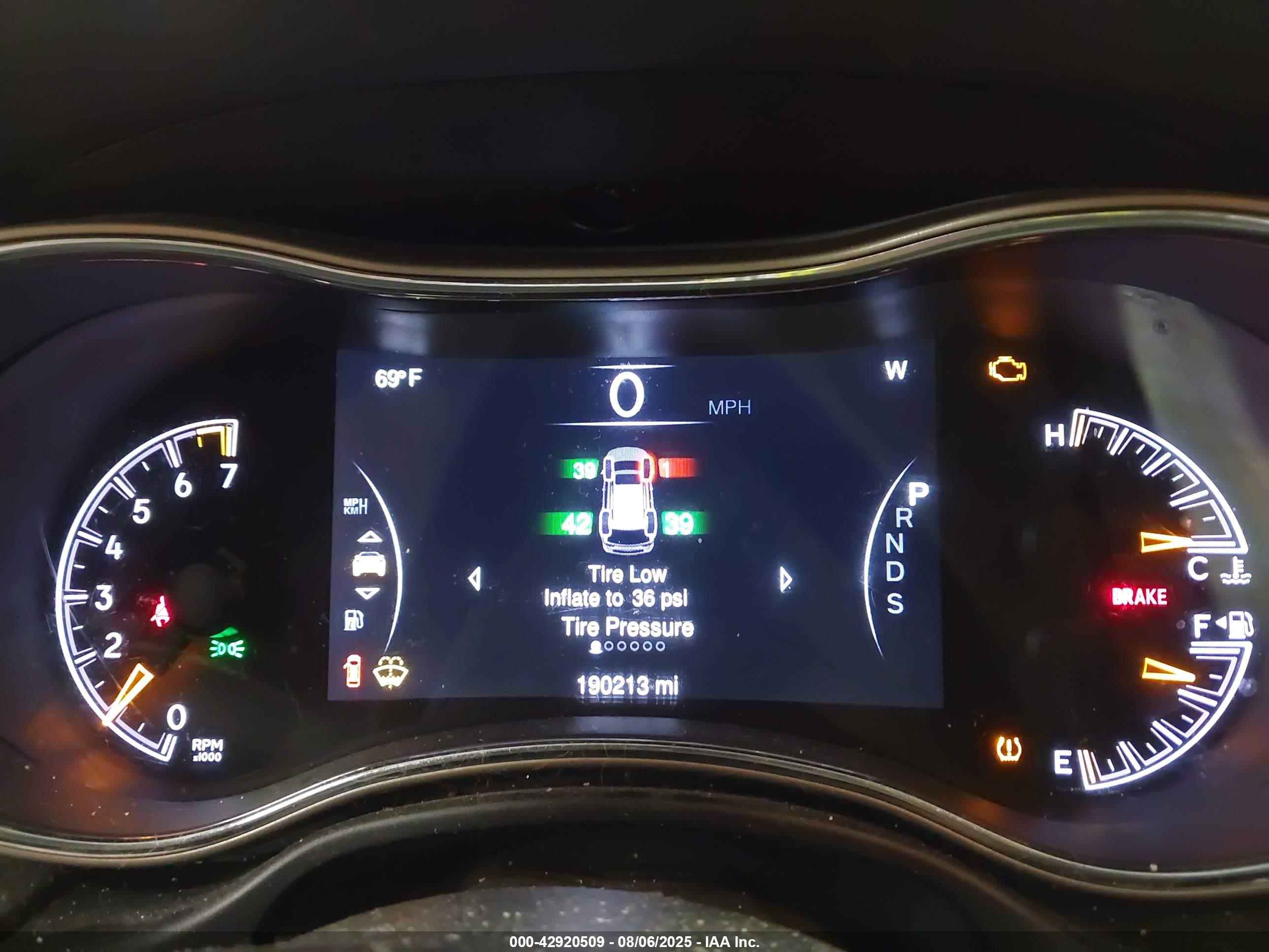 JEEP GRAND image 7