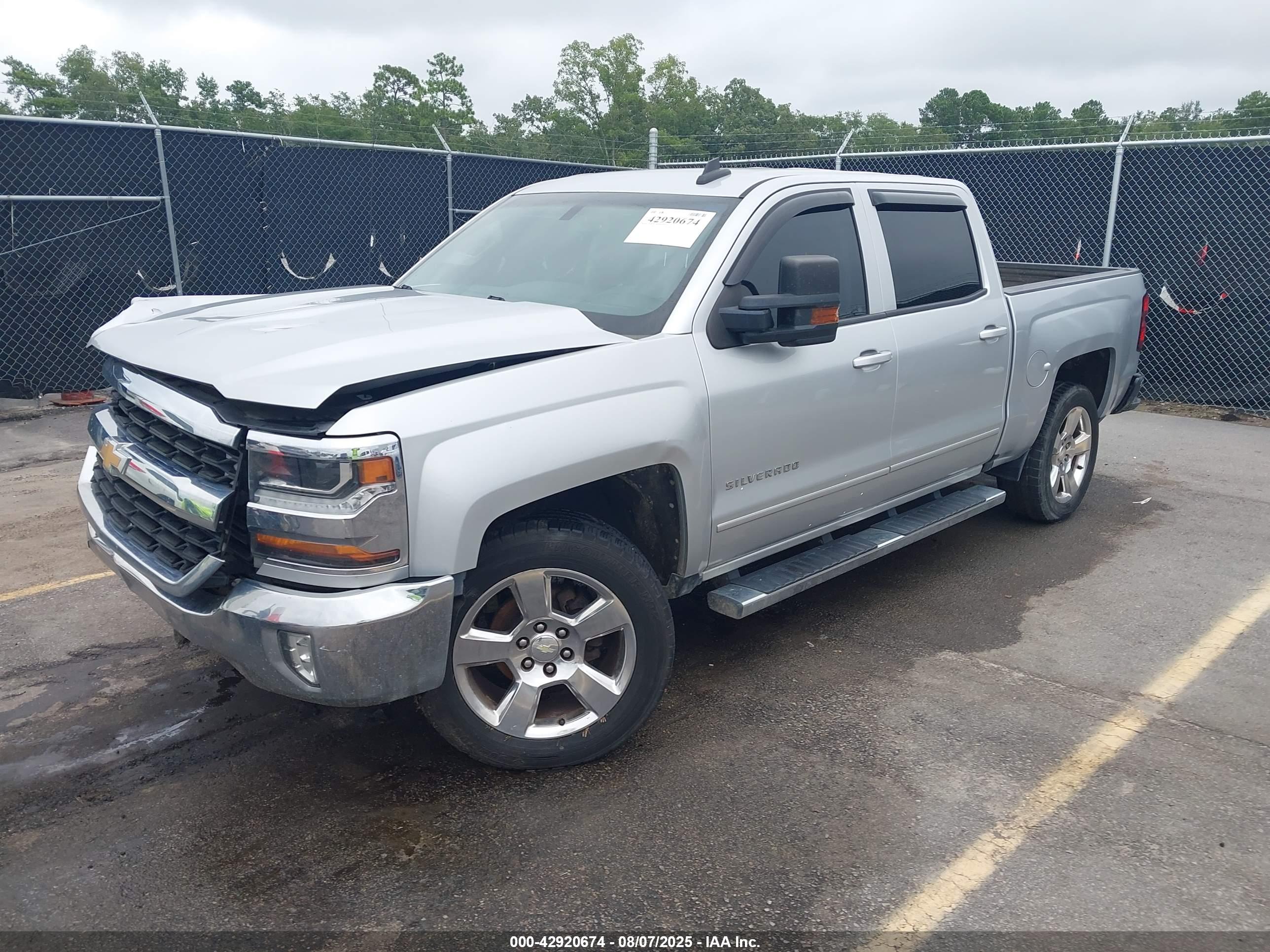 CHEVROLET SILVERADO image 2