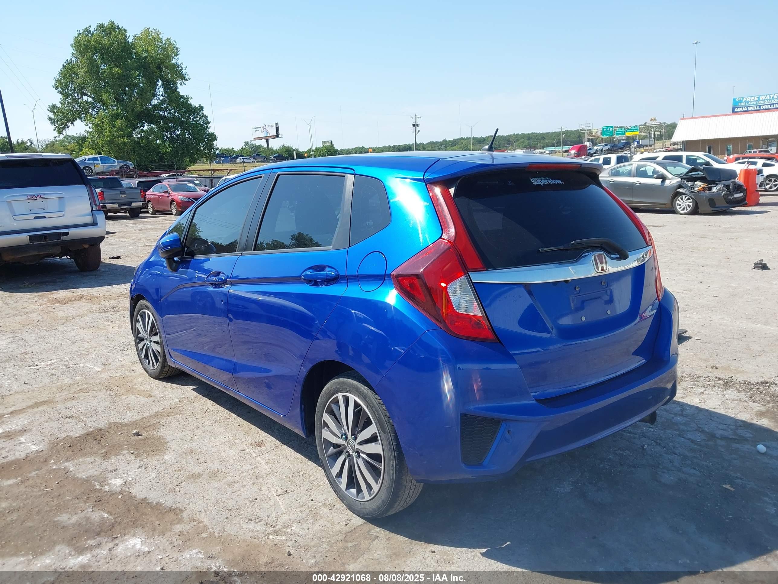 HONDA FIT image 3