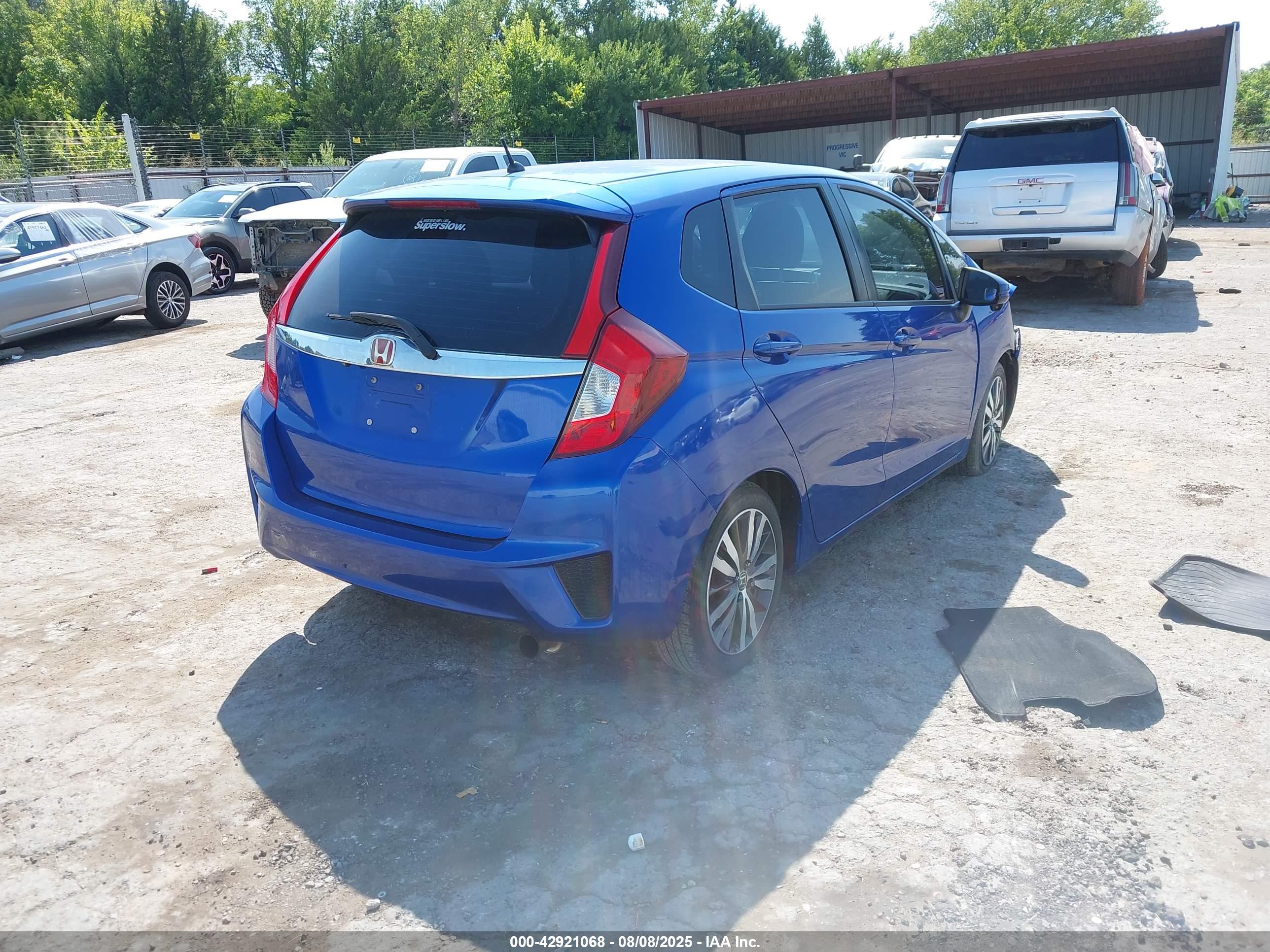 HONDA FIT image 4