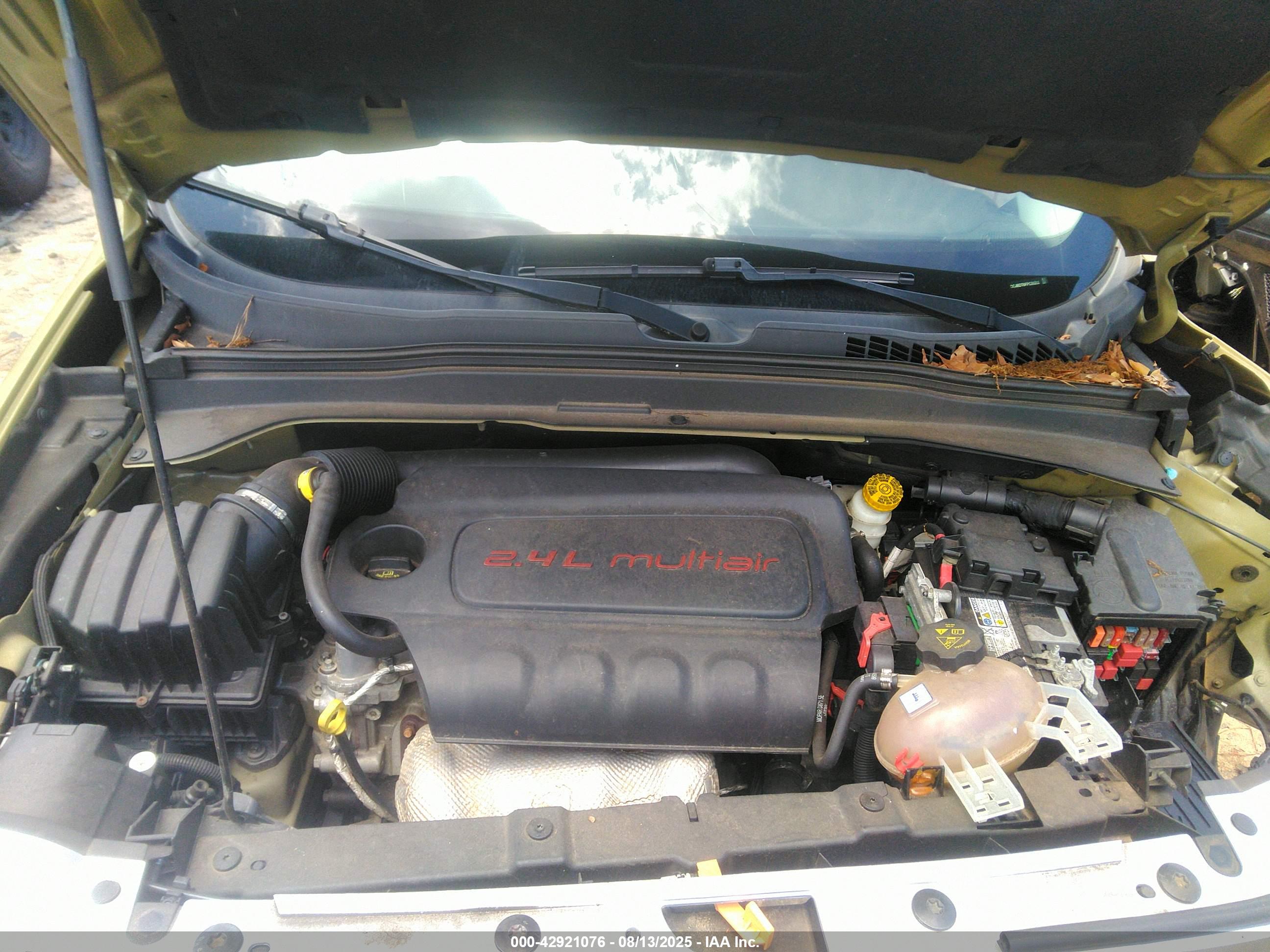 JEEP RENEGADE image 10