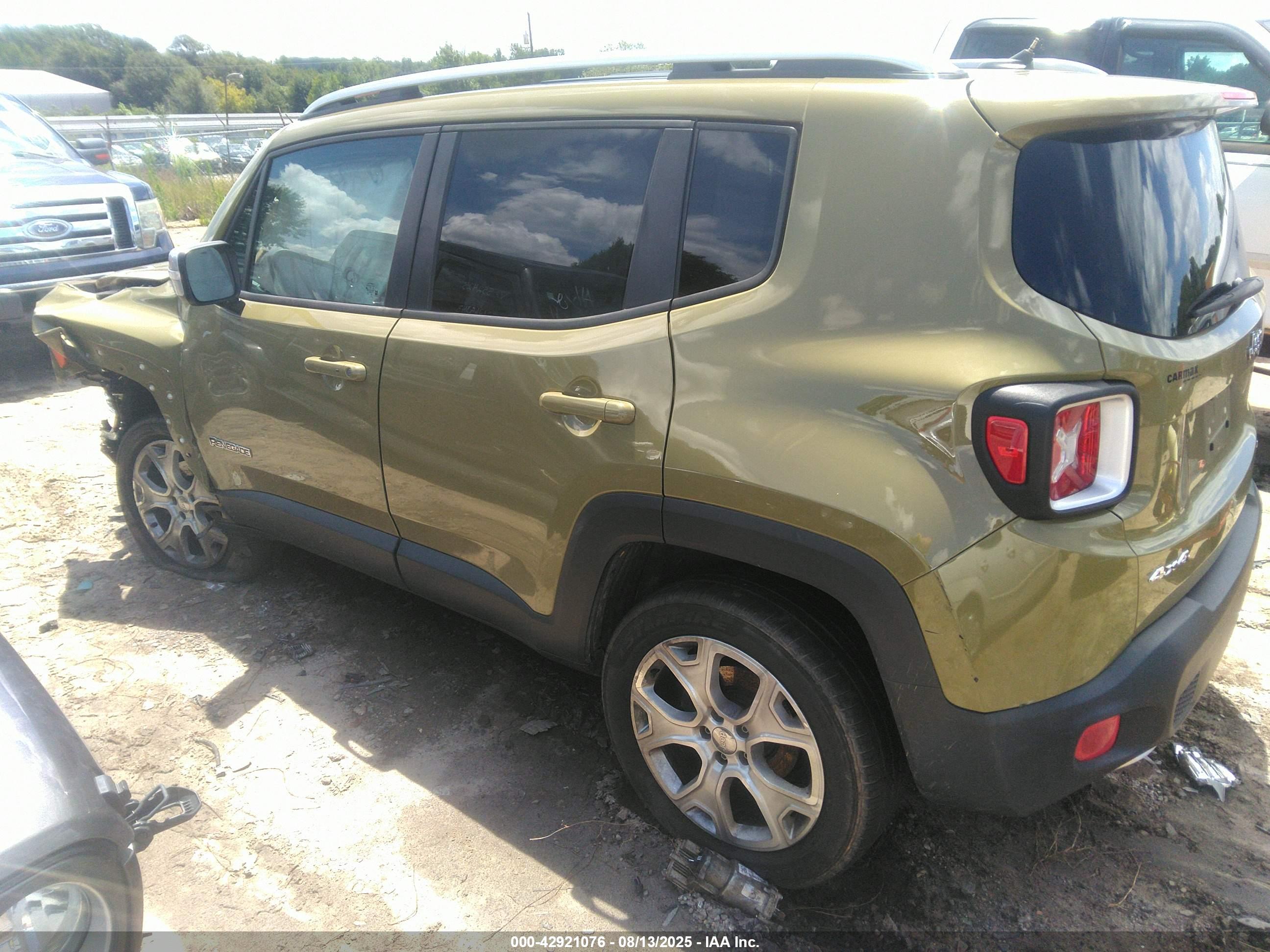 JEEP RENEGADE image 3