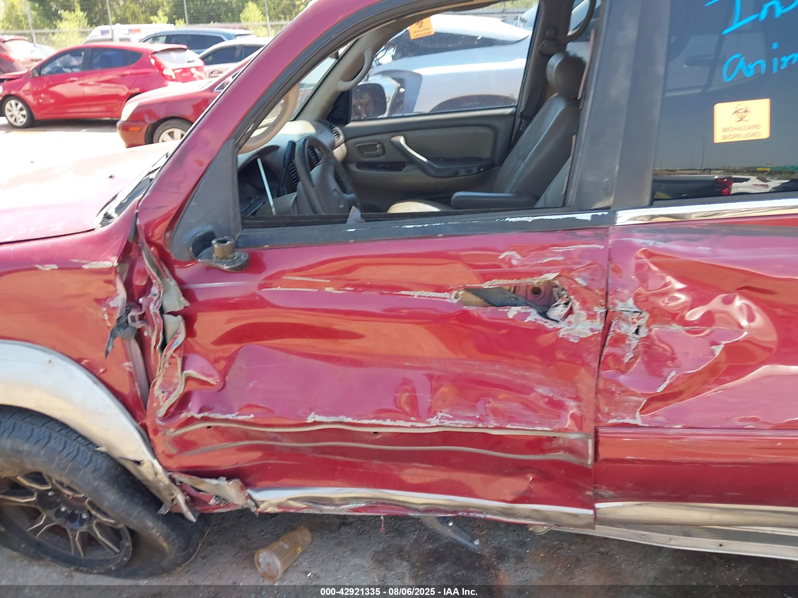 TOYOTA SEQUOIA image 6