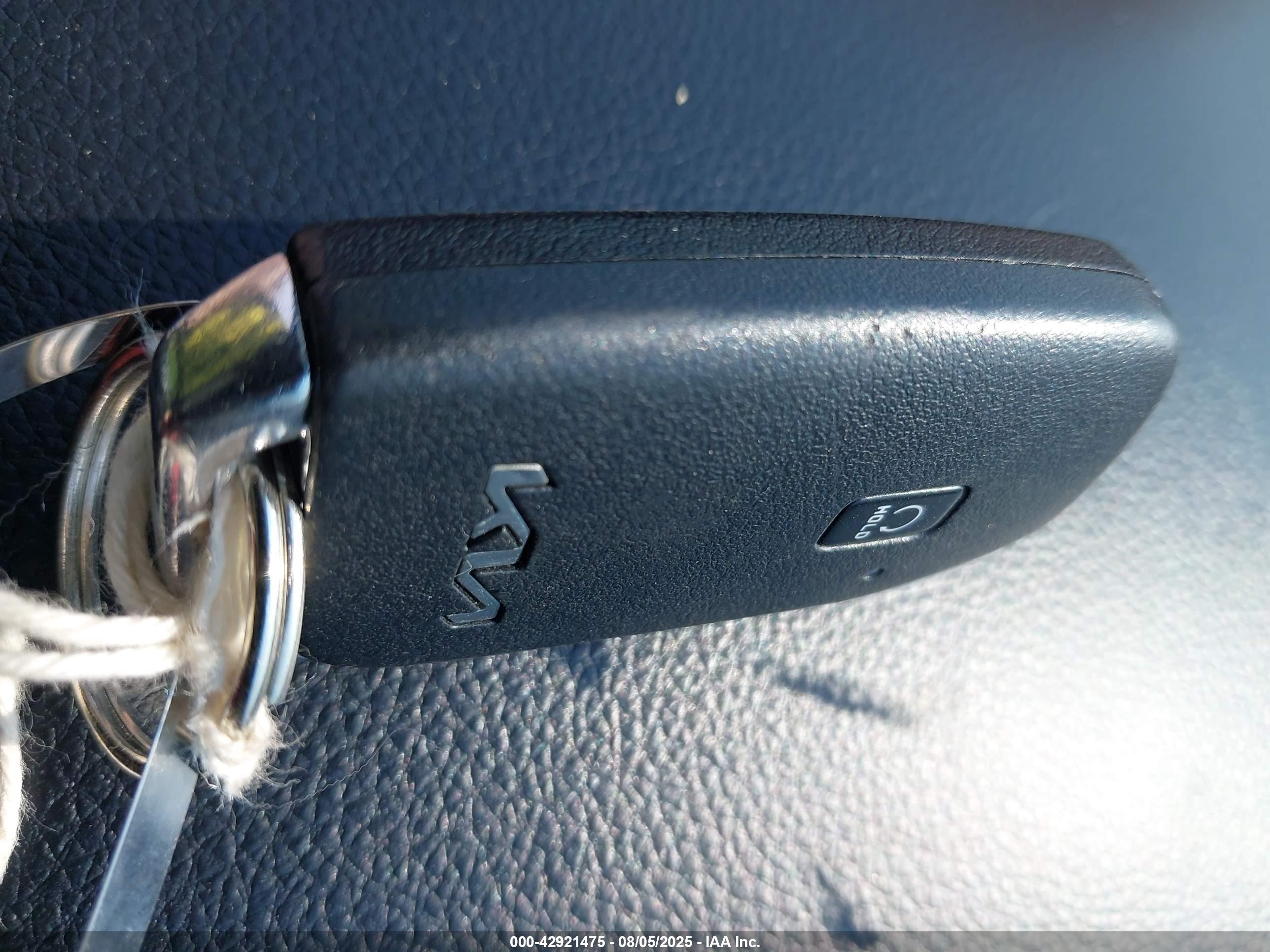 KIA K5 image 11