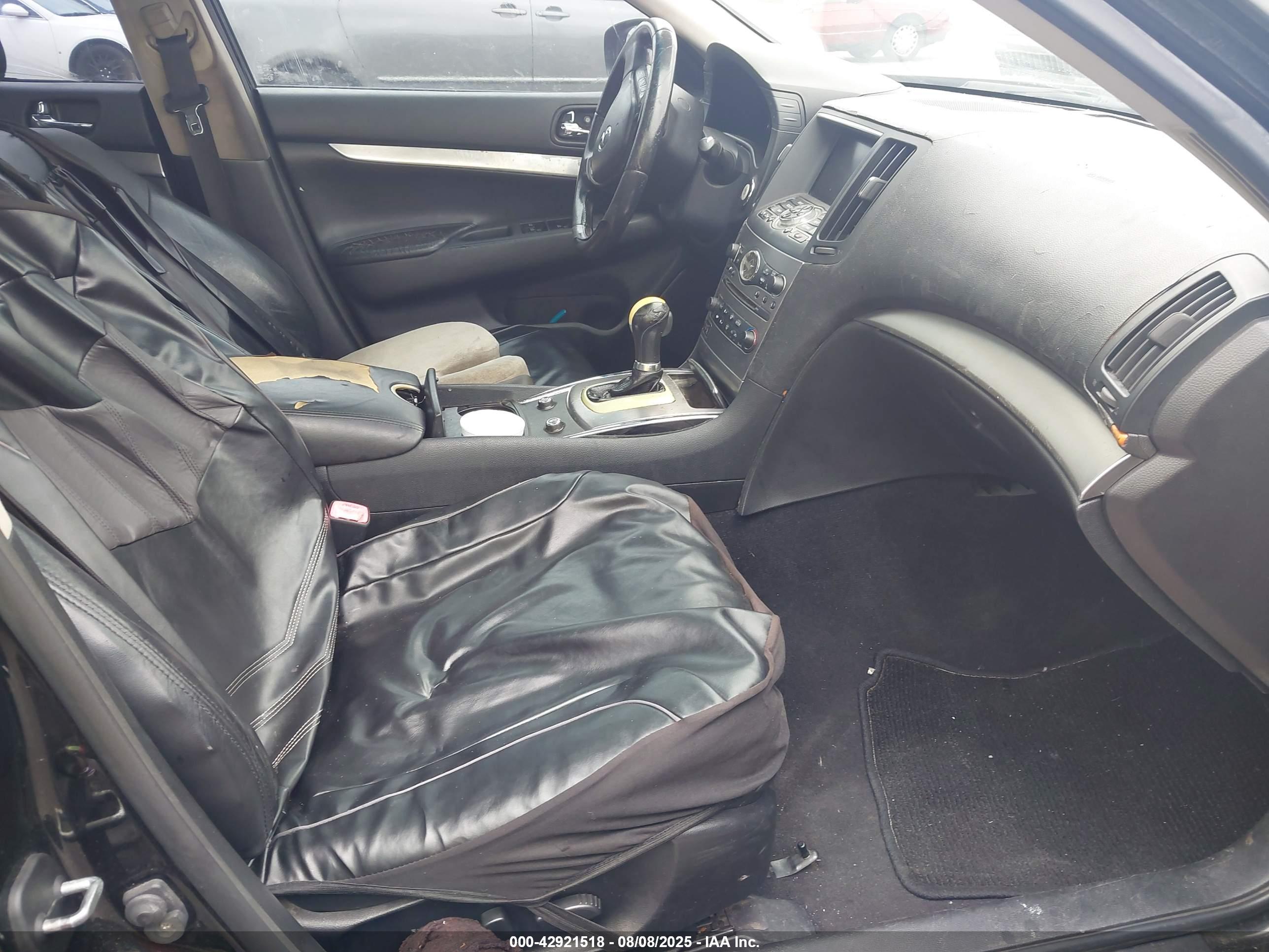 INFINITI G37 image 5