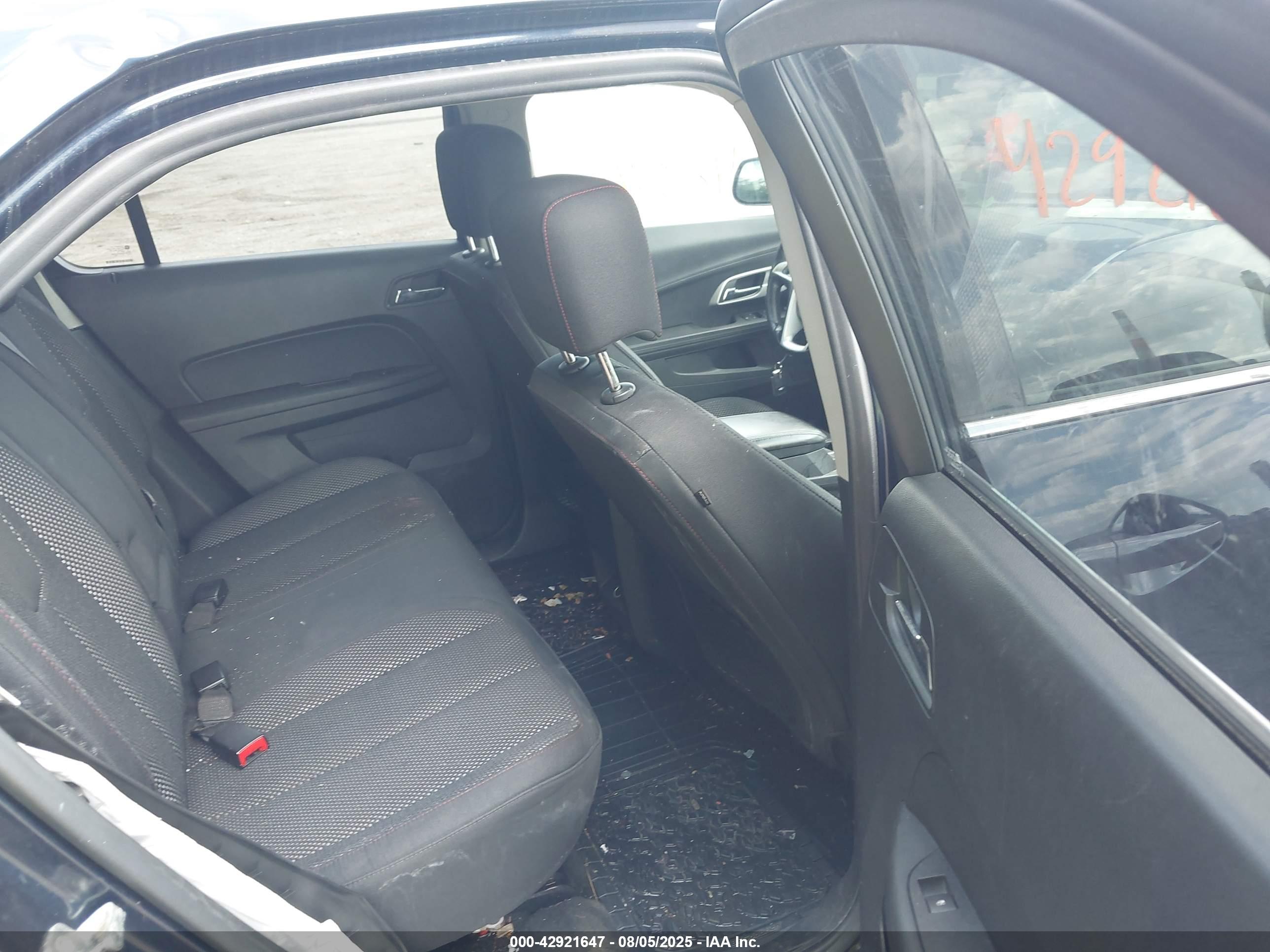 CHEVROLET EQUINOX image 8