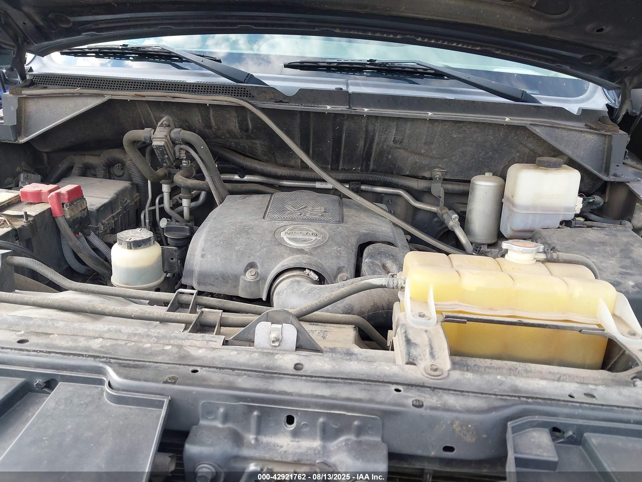 NISSAN NV image 10