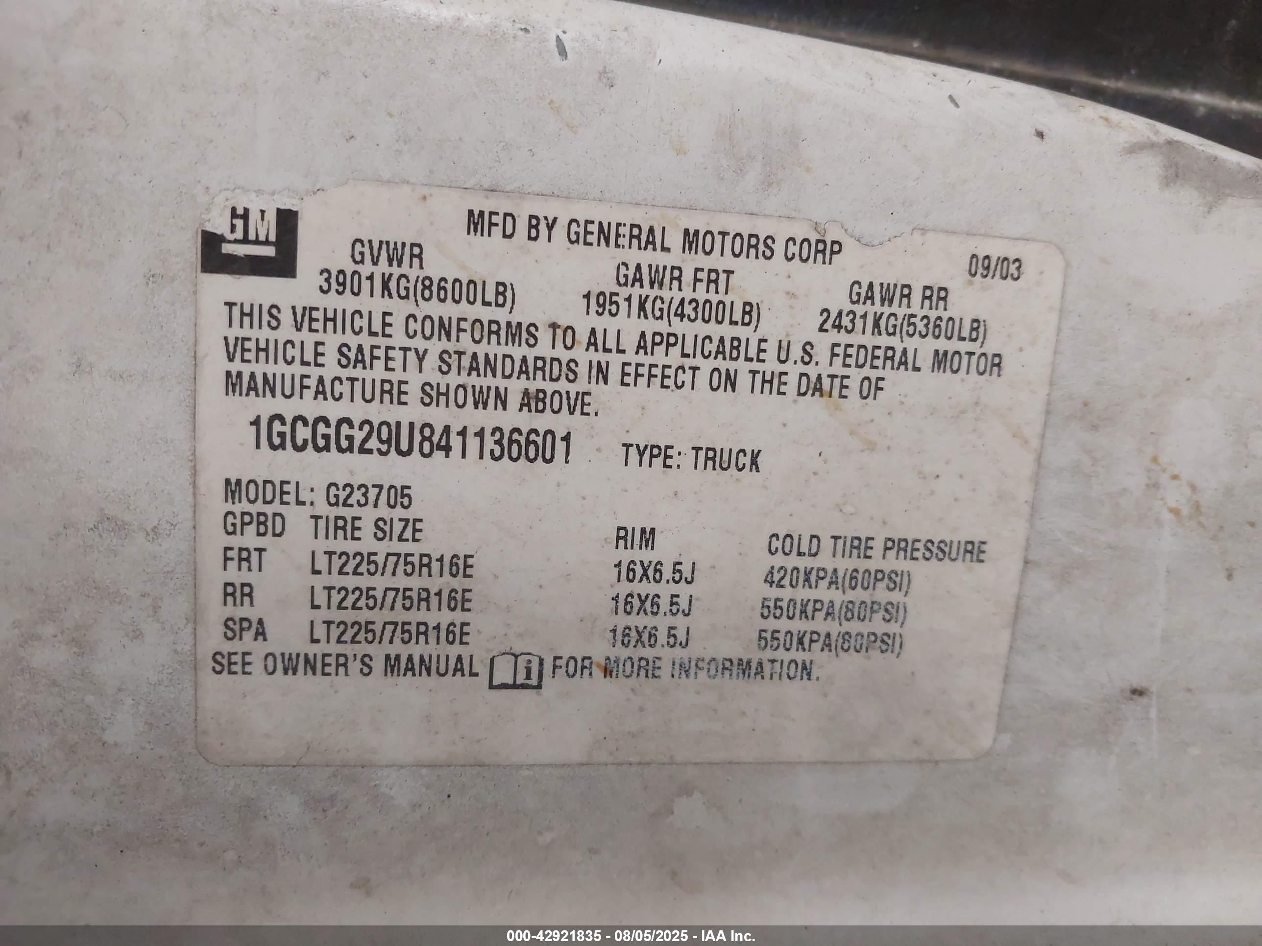 CHEVROLET EXPRESS image 9