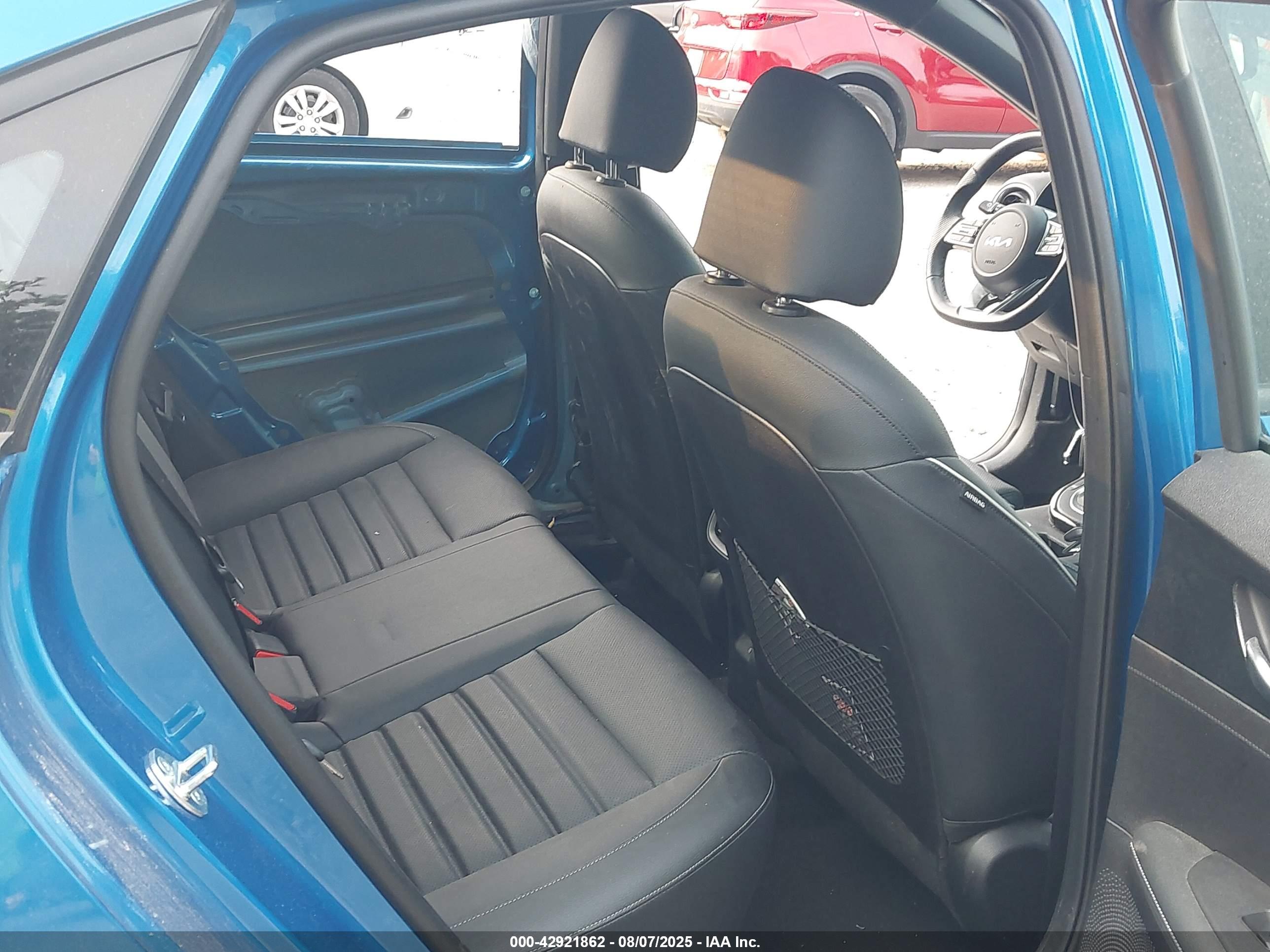 KIA FORTE image 8