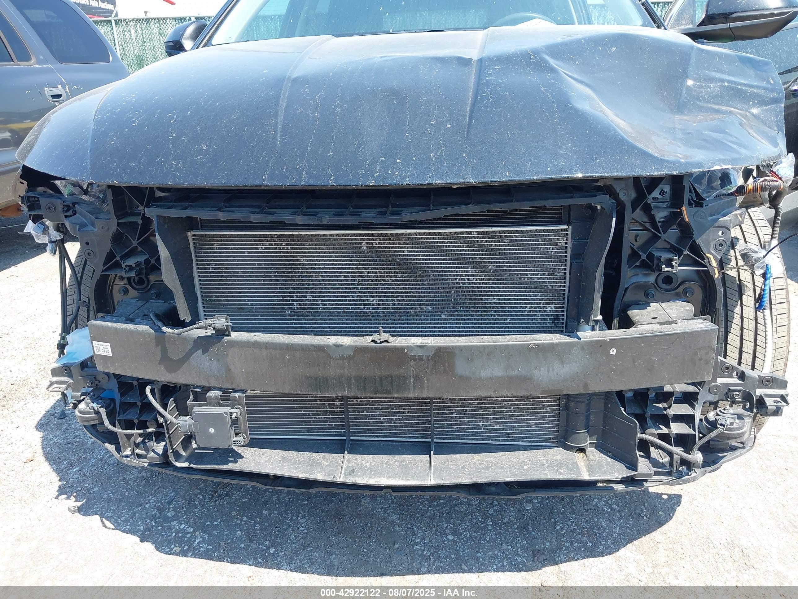 HYUNDAI TUCSON image 6