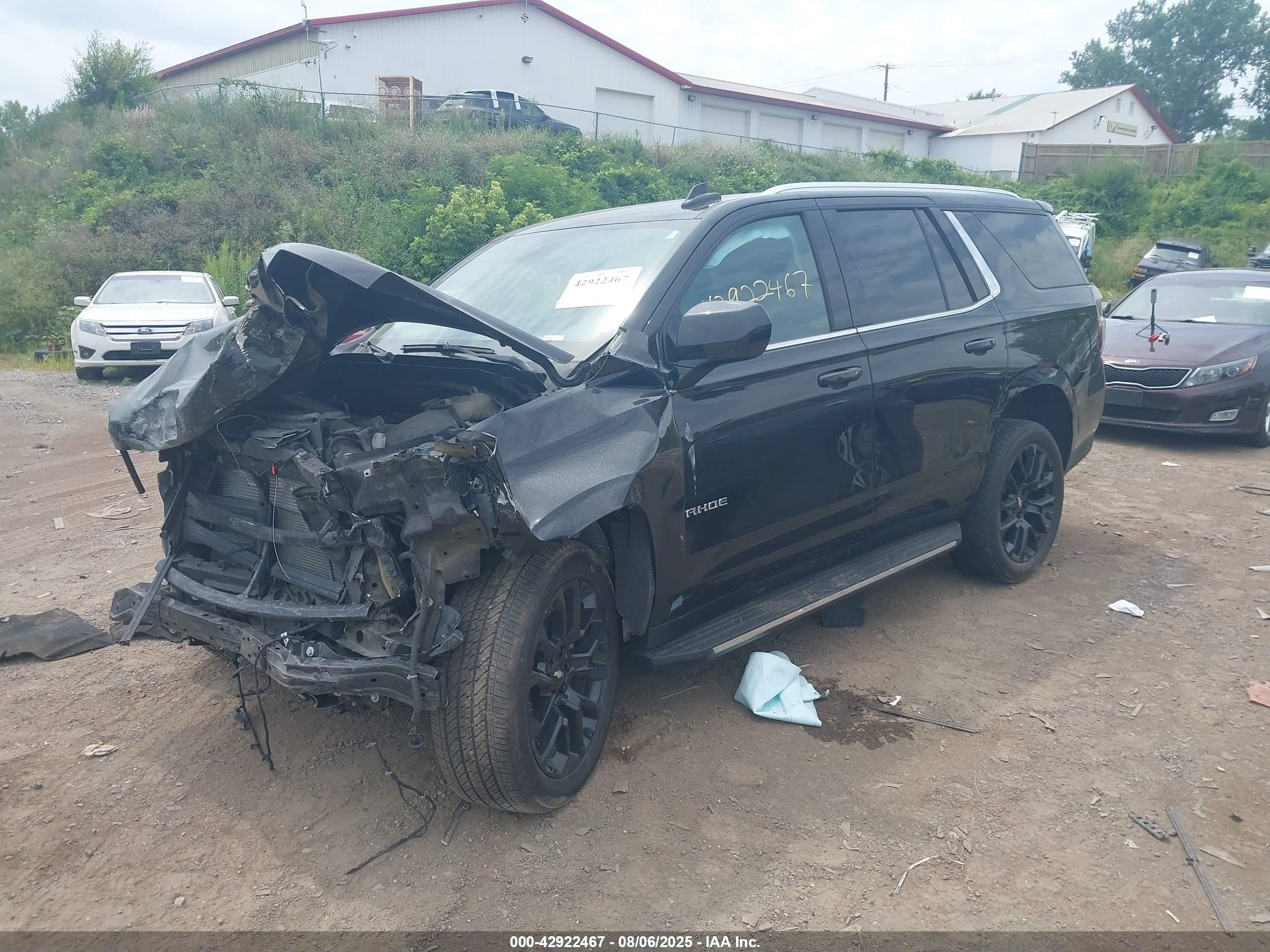 CHEVROLET TAHOE image 2