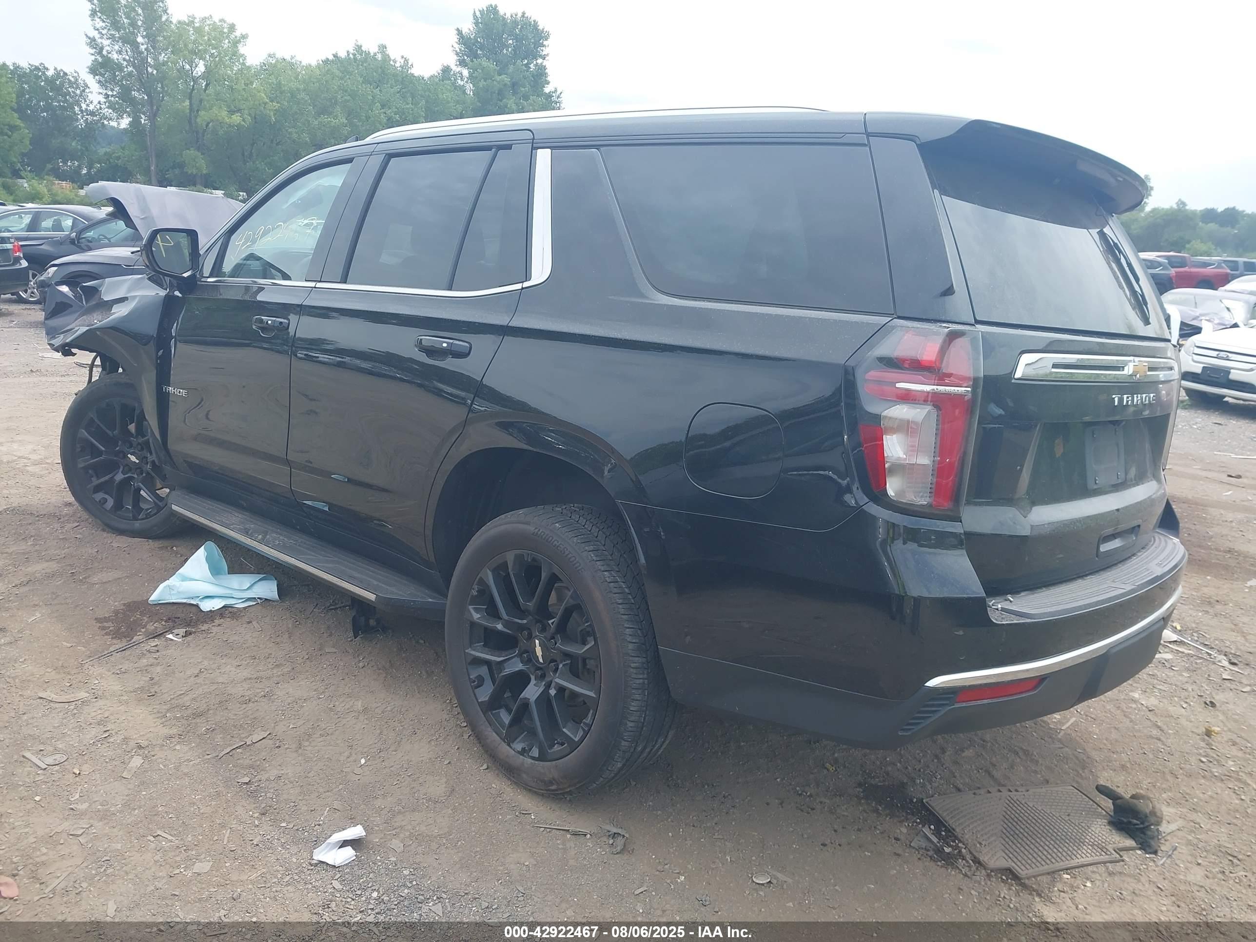 CHEVROLET TAHOE image 3