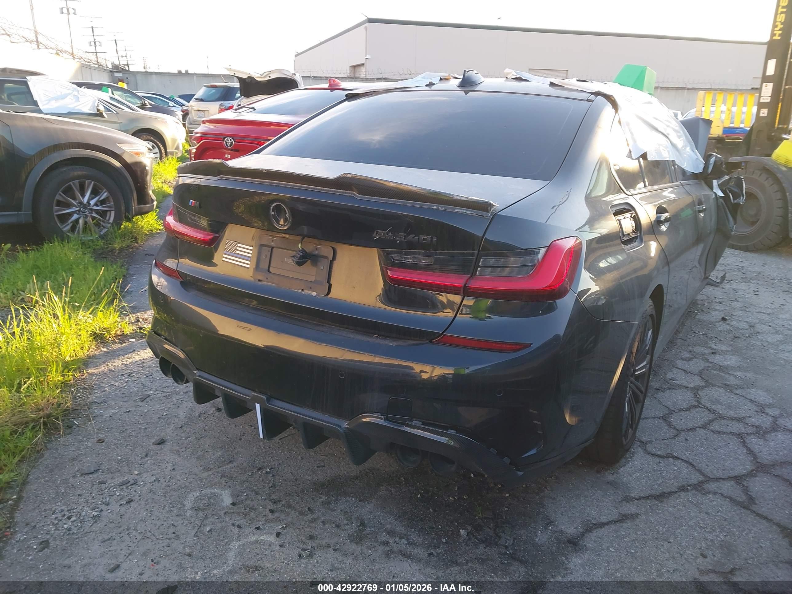 BMW 3 image 4