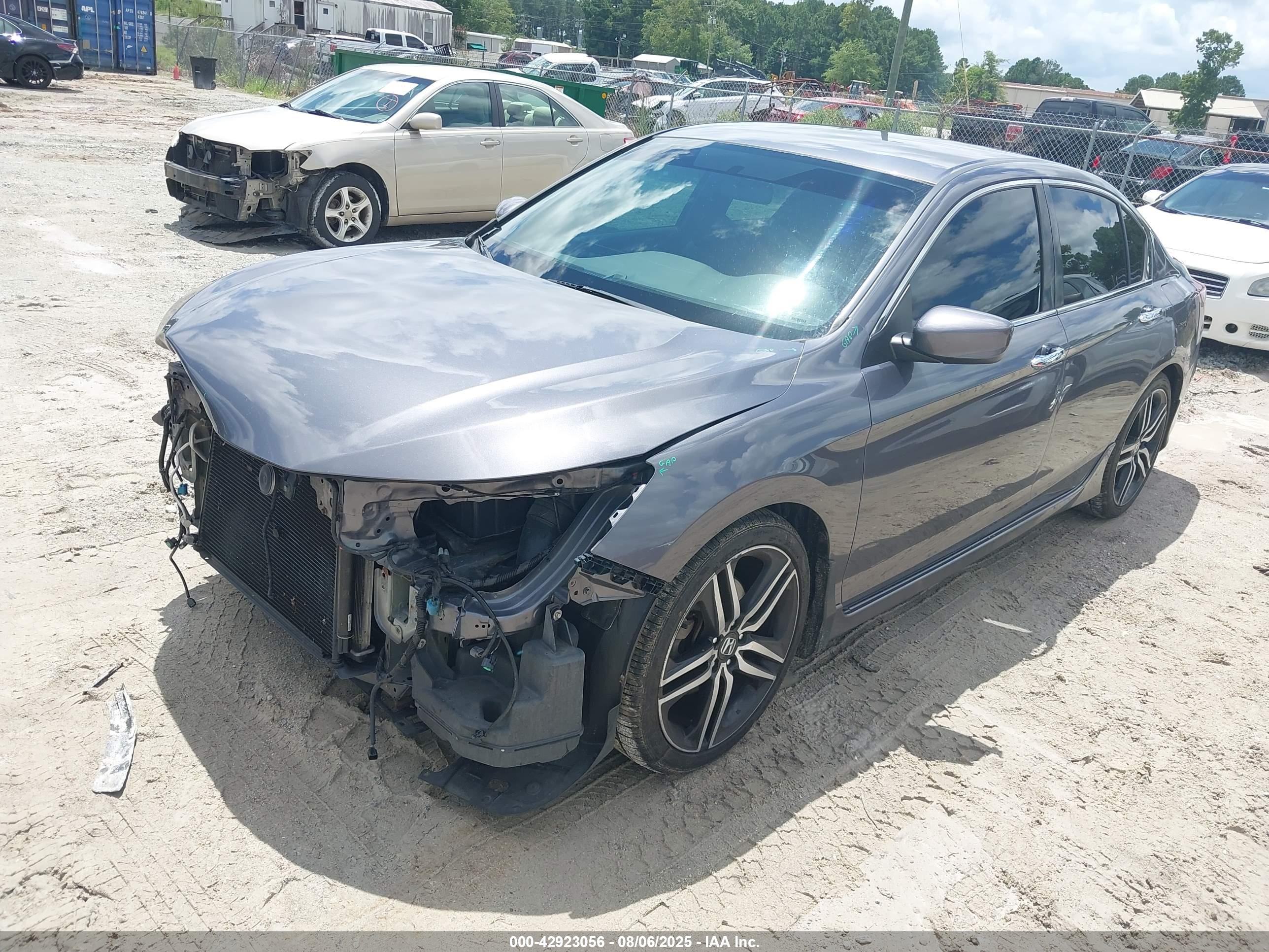 HONDA ACCORD image 2